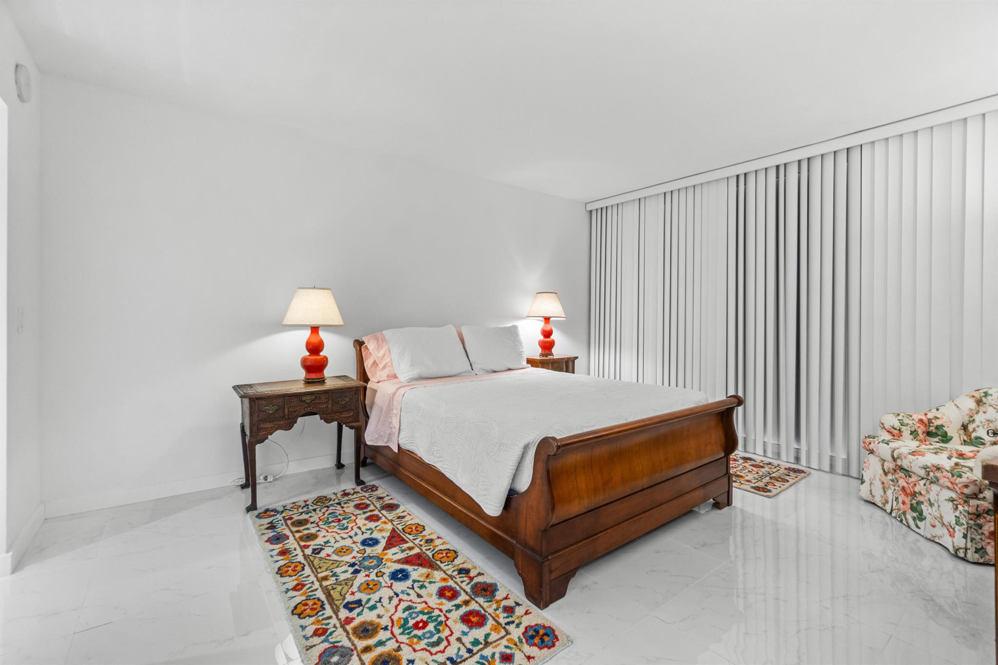AMBASSADOR II CORP - Residential Lease