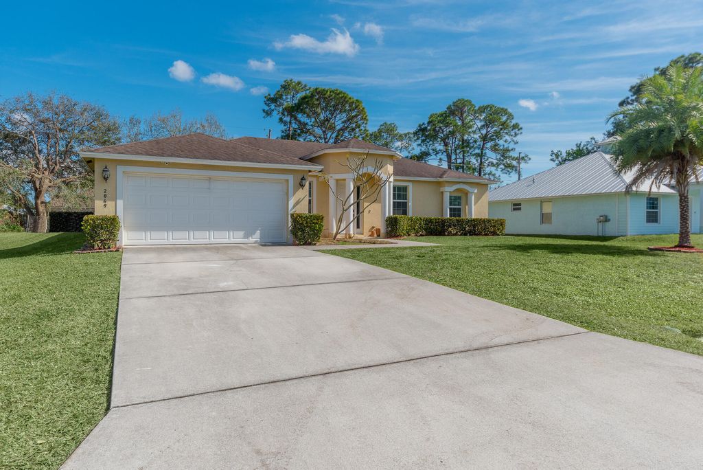 Photo of 2849 SW Giralda Street, Port Saint Lucie, FL 34953 (MLS # R11058454)