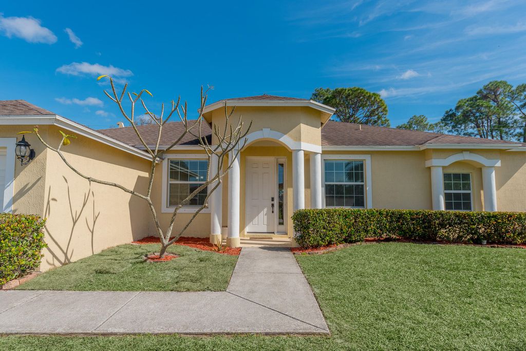 Photo of 2849 SW Giralda Street, Port Saint Lucie, FL 34953 (MLS # R11058454)