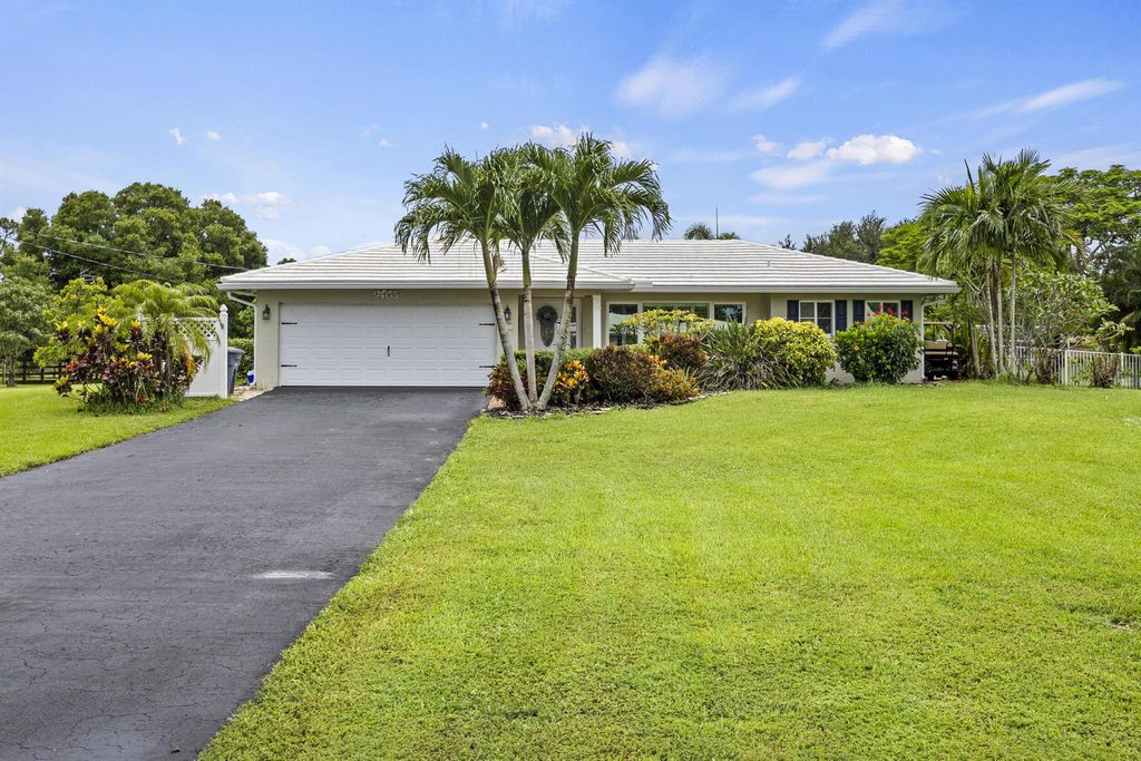 Photo of 9405 Listow Ter, Boynton Beach, FL 33472 (MLS # R11097676)