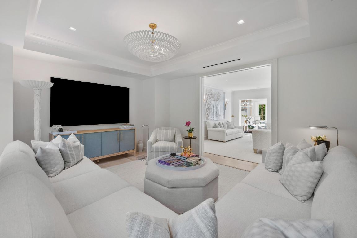 WOODS LANDING PLAT NO 2 IN - Residential