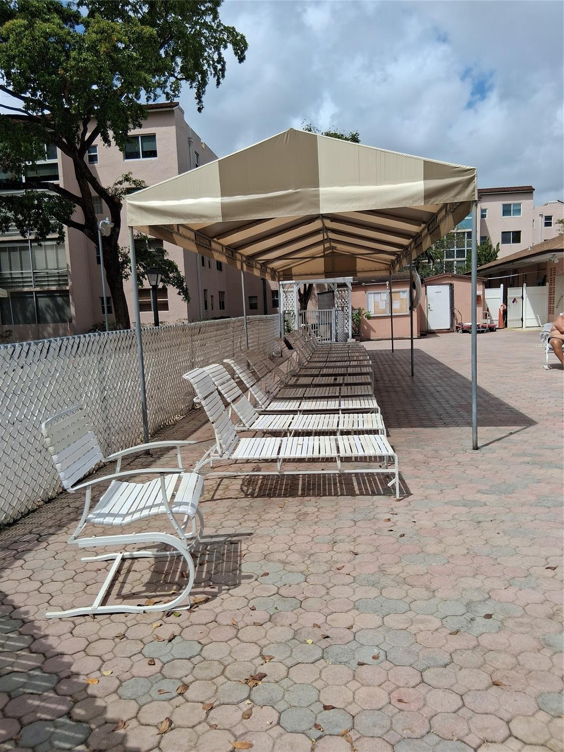 Somerset Lauderdale lakes - Residential