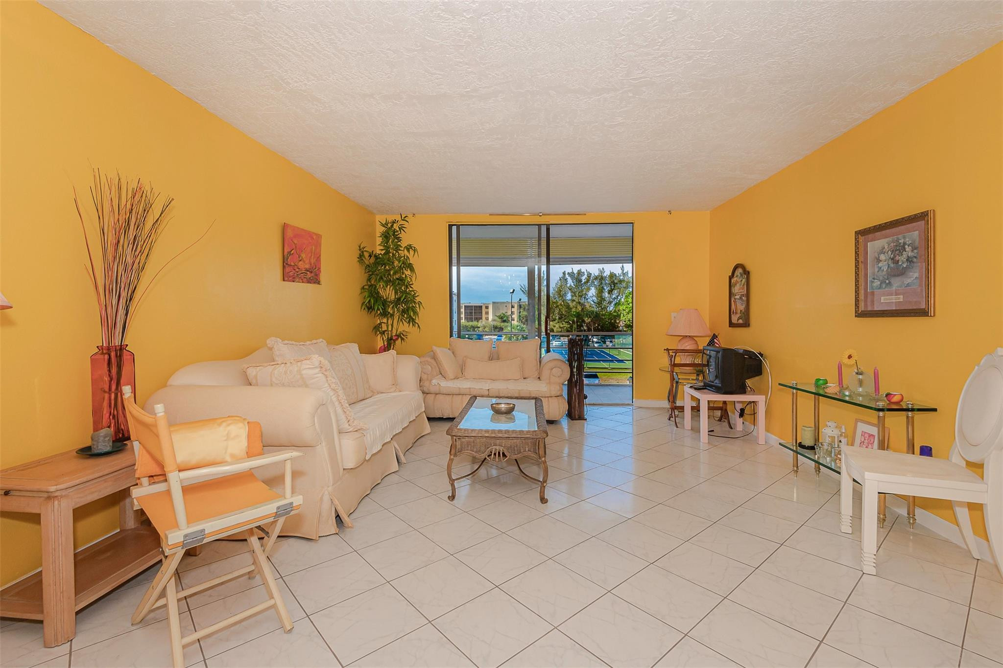 Somerset Lauderdale lakes - Residential