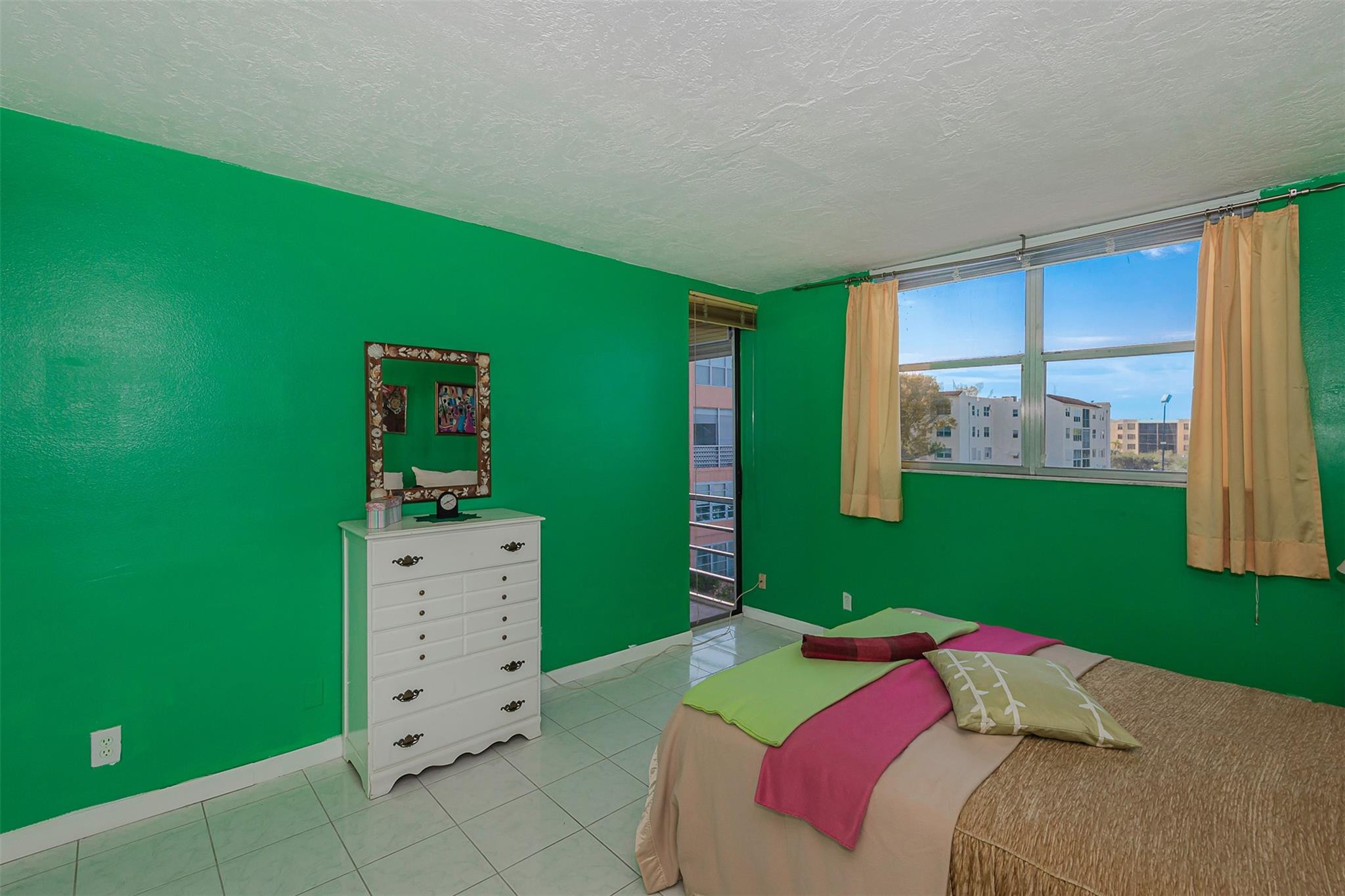 Somerset Lauderdale lakes - Residential