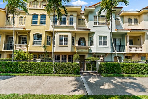 Photo of 2558 Gardens Parkway, Palm Beach Gardens, FL 33410 (MLS # B26070892)