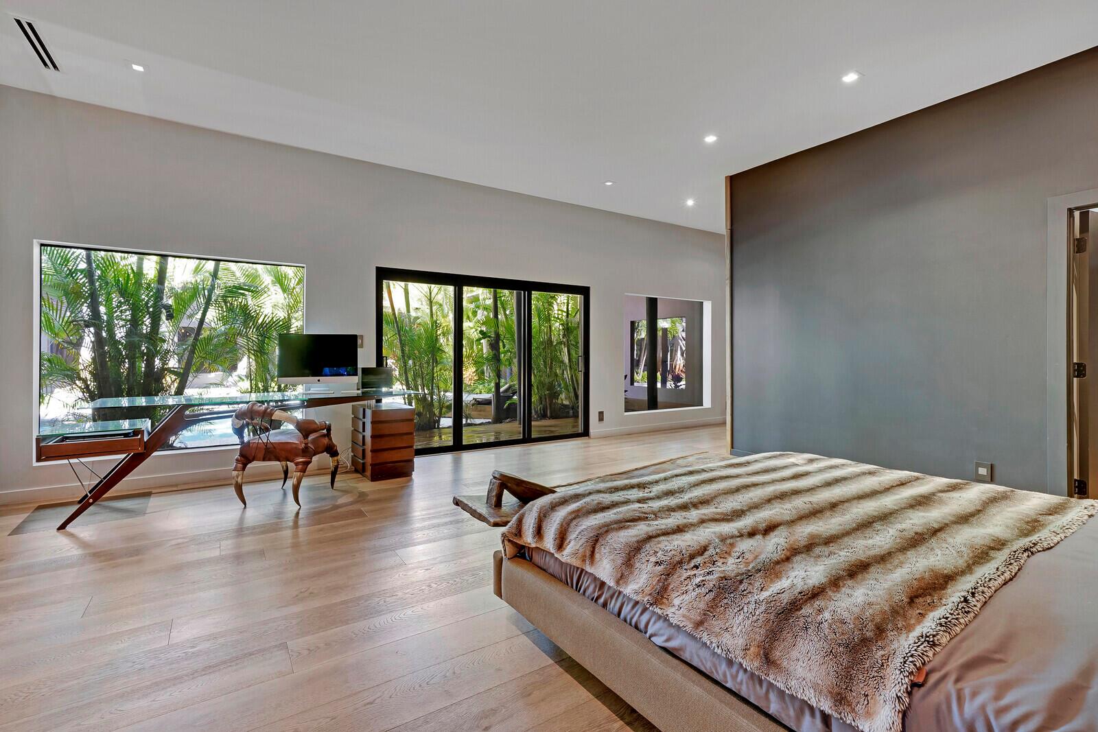 Essex Lane - Residential