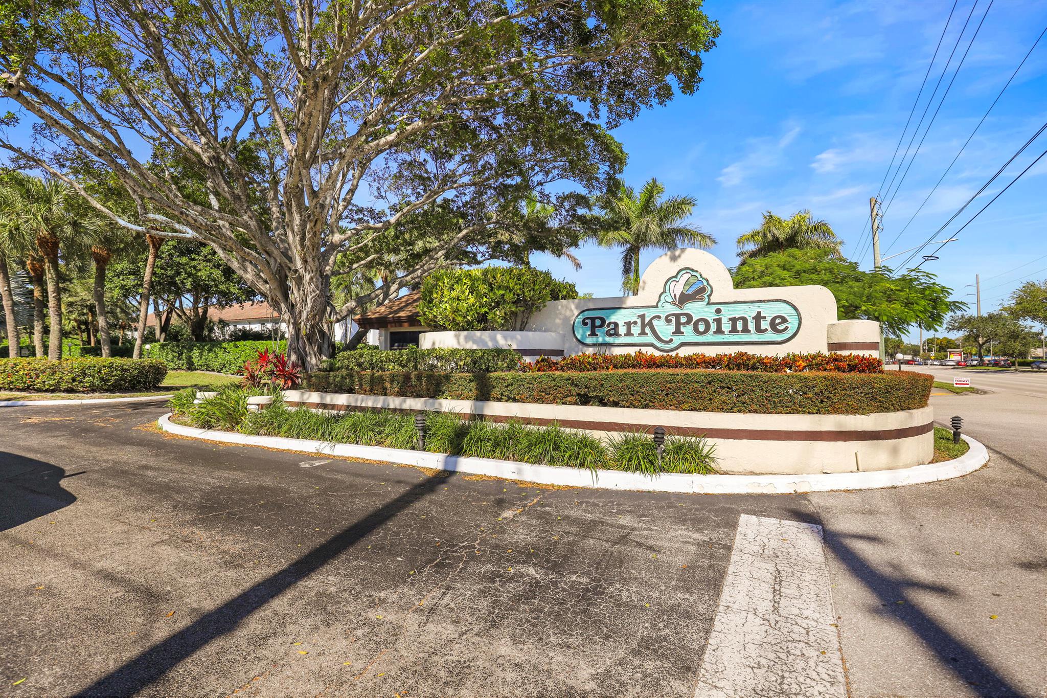 LUCERNE PARK CONDOS 1, 1A - Residential