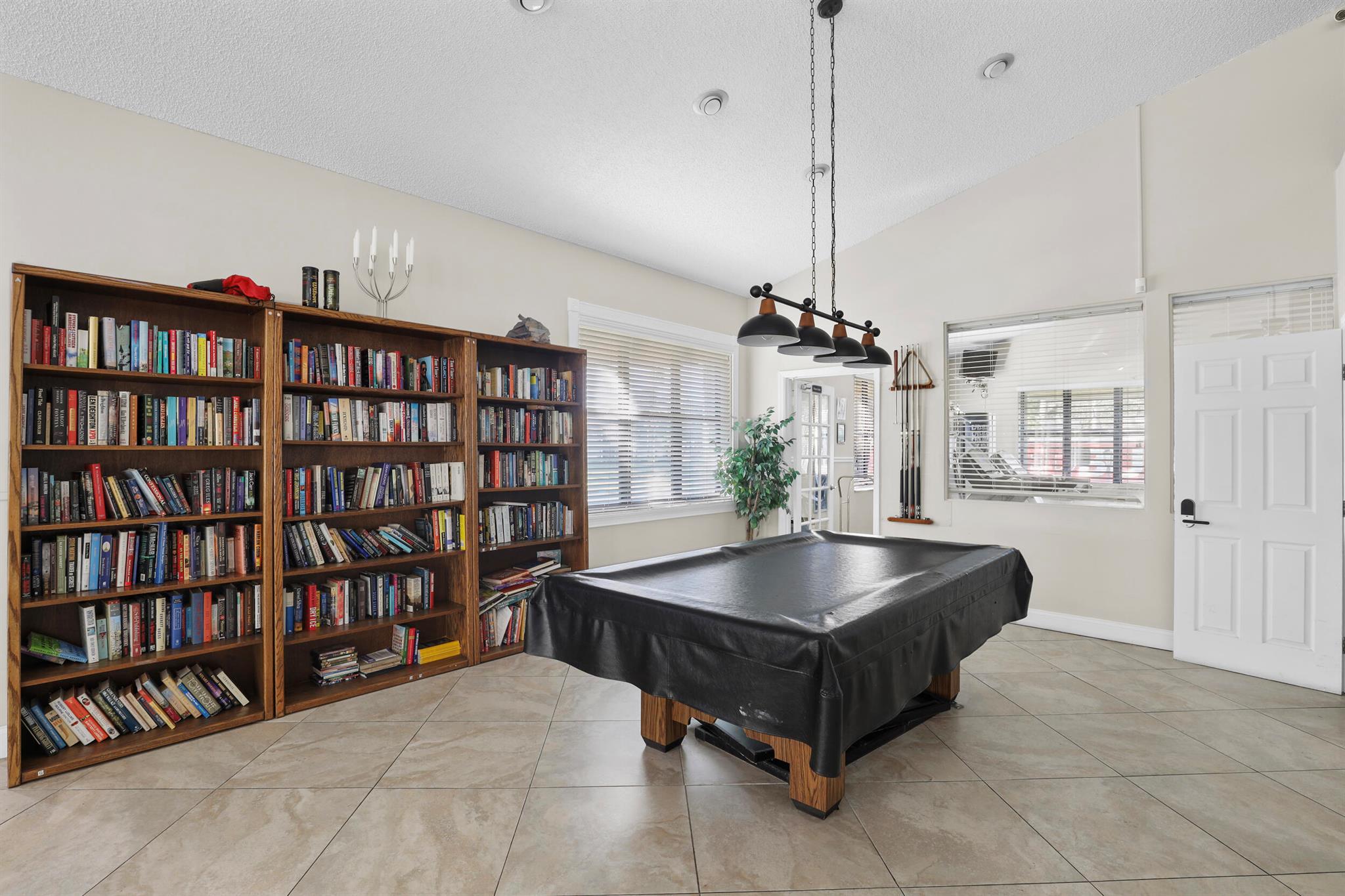 LUCERNE PARK CONDOS 1, 1A - Residential