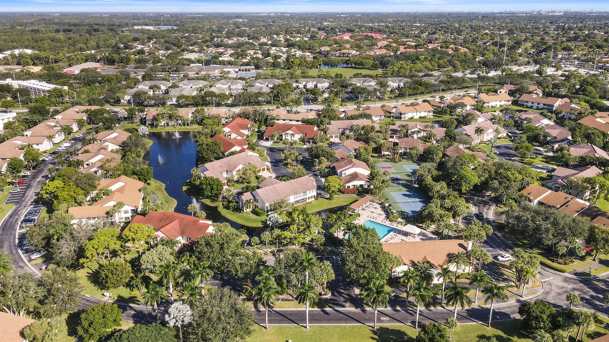 LUCERNE PARK CONDOS 1, 1A - Residential