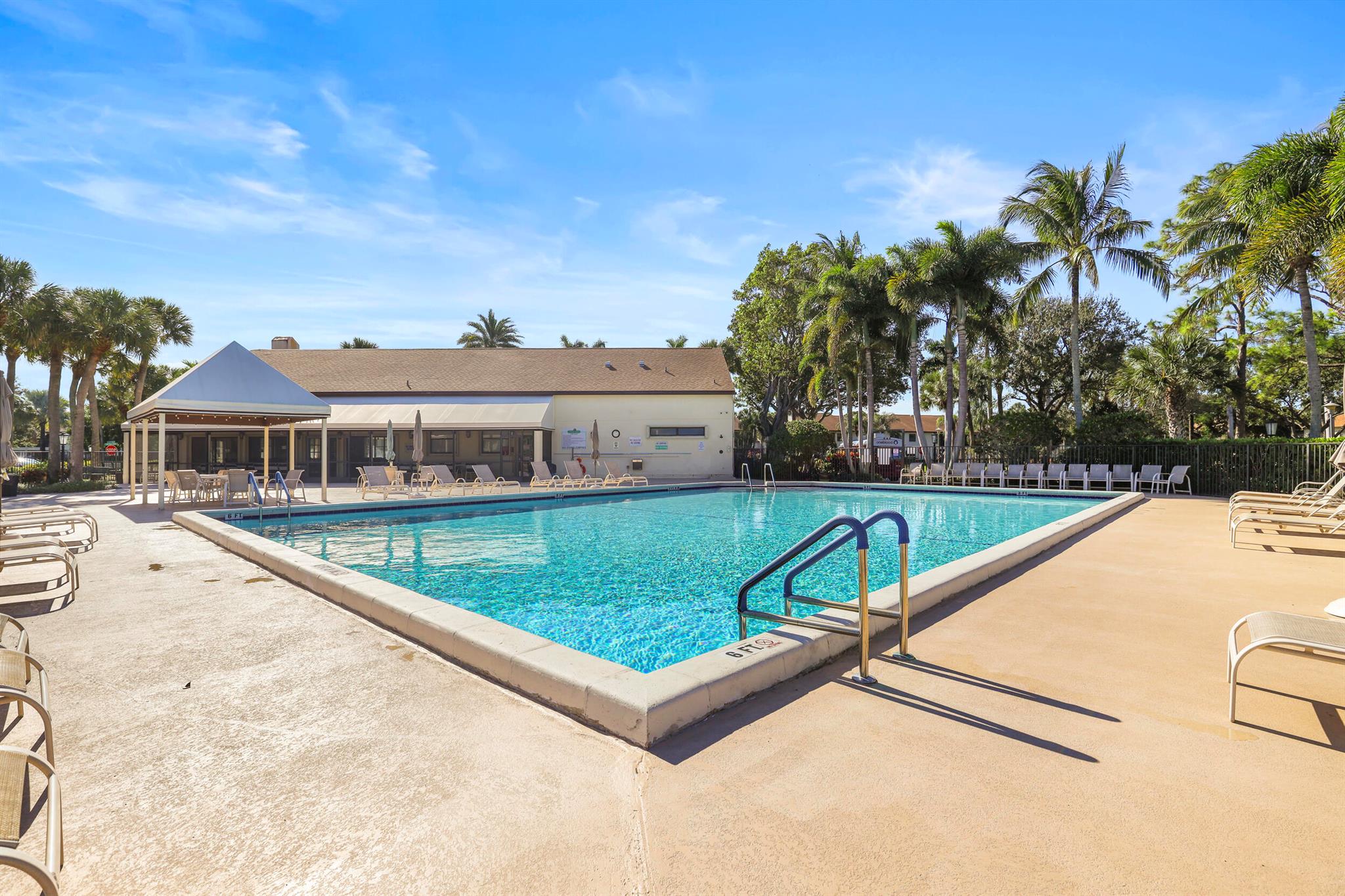 LUCERNE PARK CONDOS 1, 1A - Residential