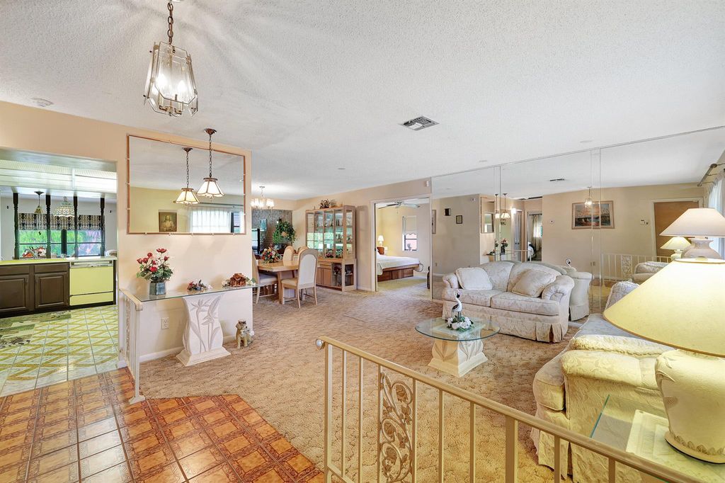 Photo of 555 SE Sunnybrook Terrace, Port Saint Lucie, FL 34983 (MLS # R10932901)