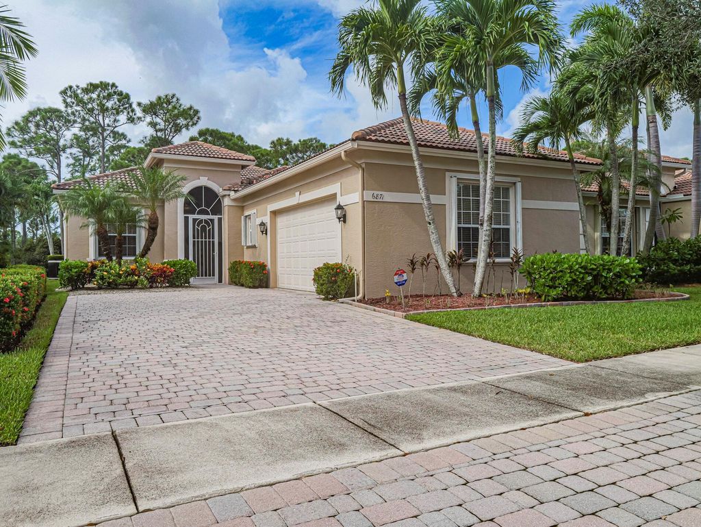 Photo of 6871 SE Twin Oaks Circle, Stuart, FL 34997 (MLS # R11130691)