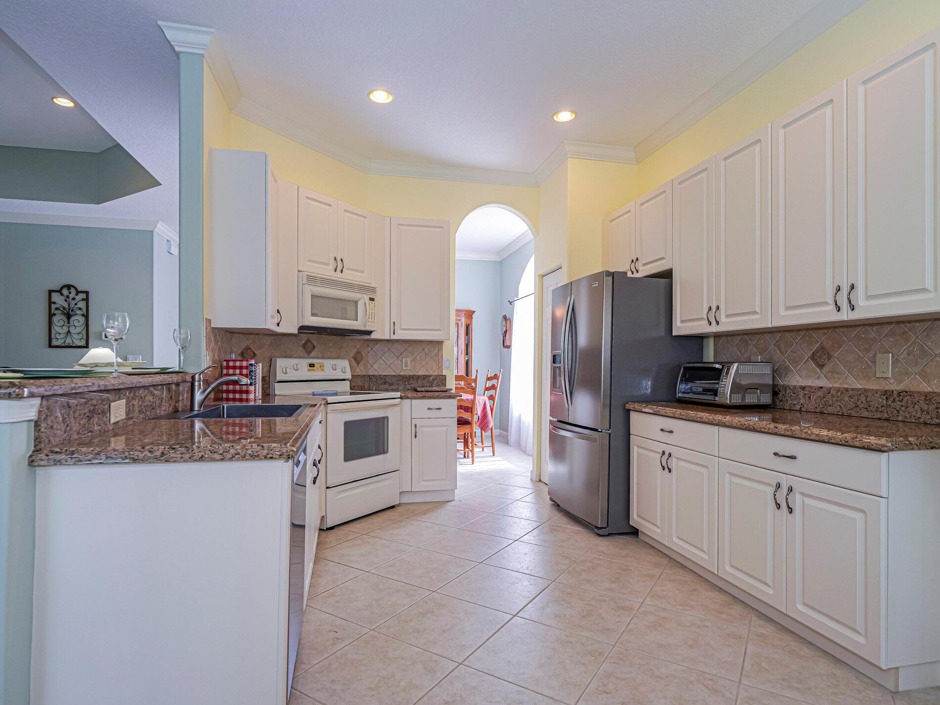 SUMMERFIELD - Residential