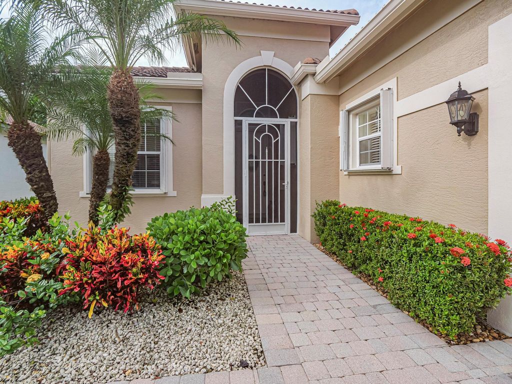 Photo of 6871 SE Twin Oaks Circle, Stuart, FL 34997 (MLS # R11130691)