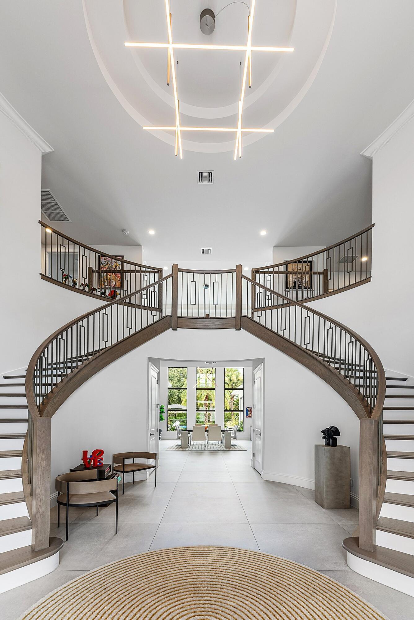 ROYAL PALM POLO - Residential