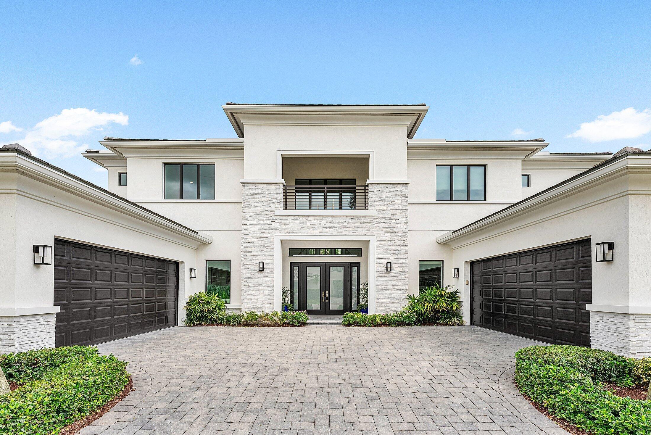 ROYAL PALM POLO - Residential
