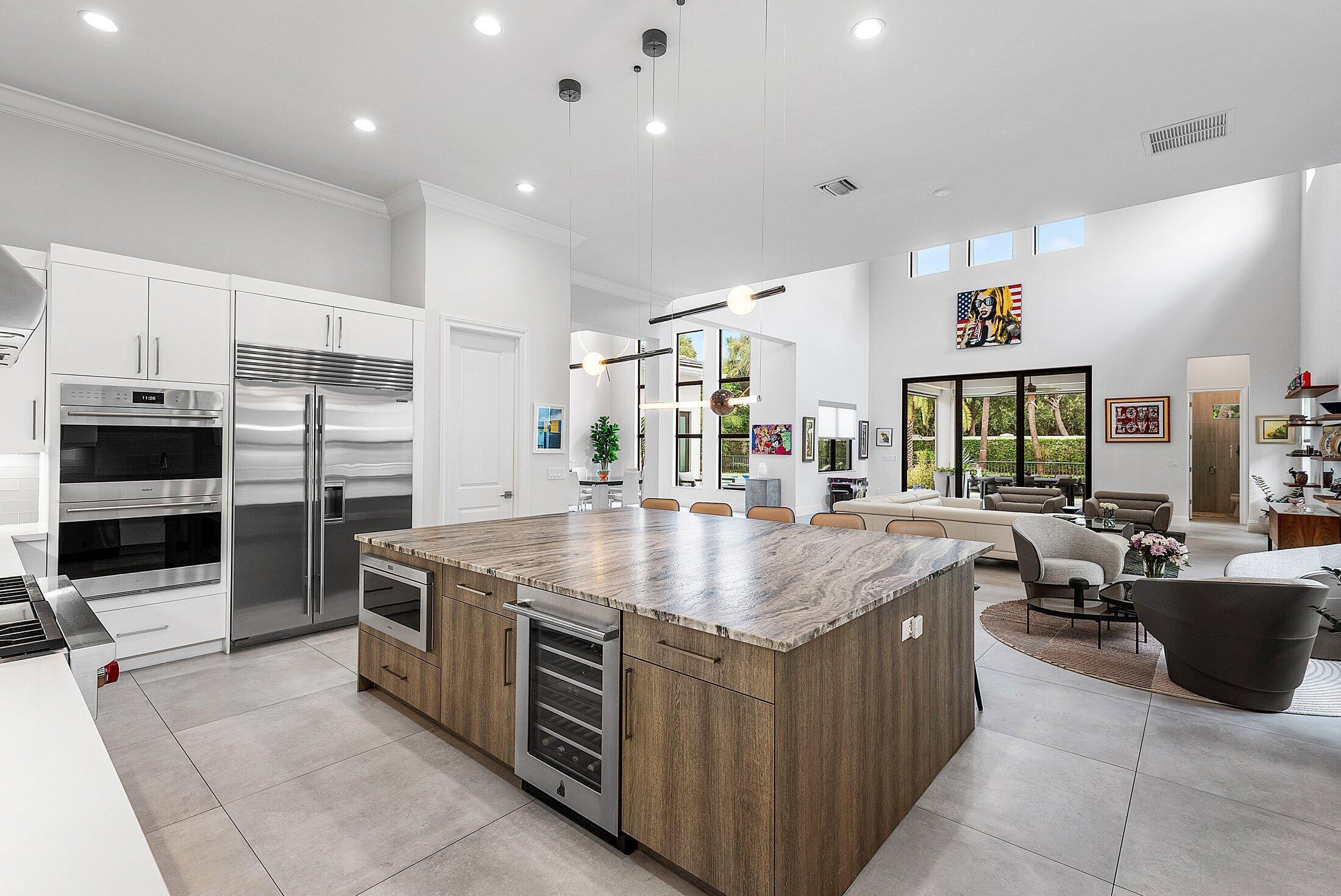 ROYAL PALM POLO - Residential