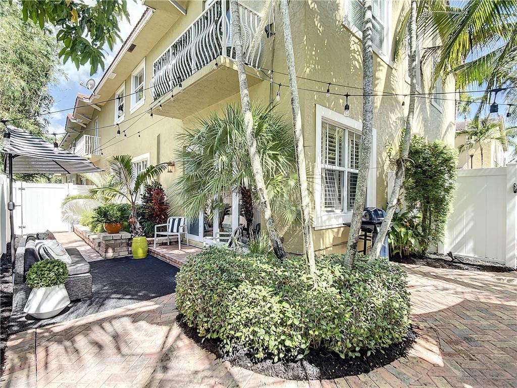 Mainstreet Townhomes 2 - Residential