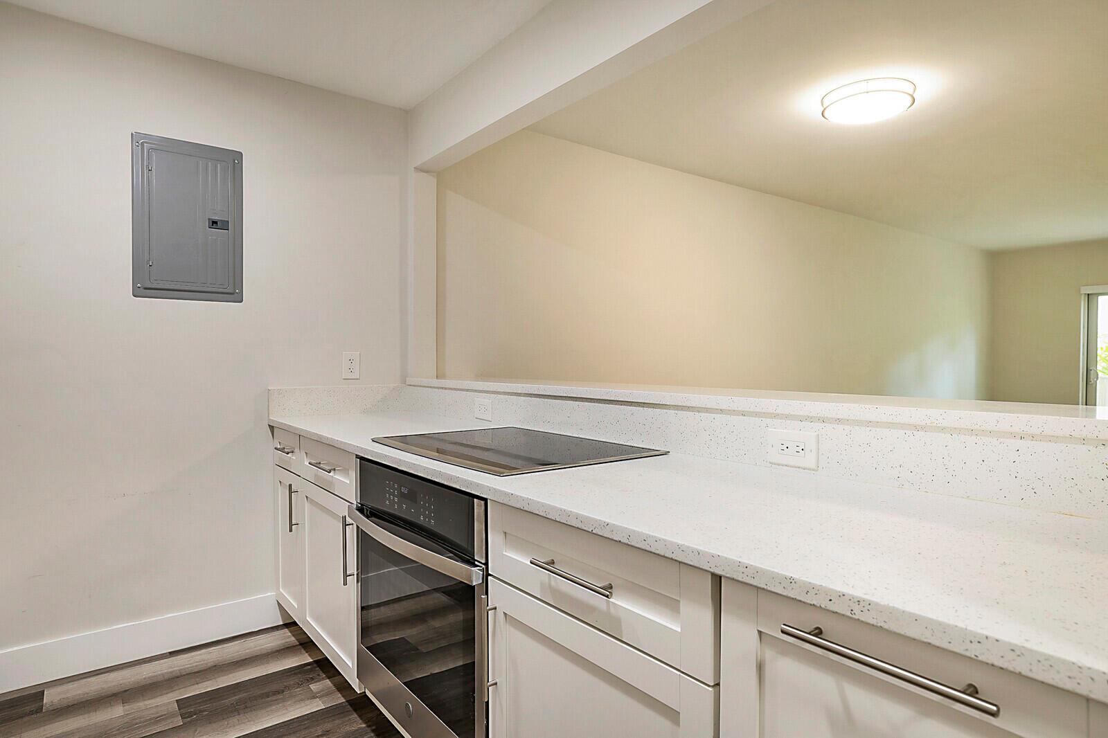 MARIPOSA MANOR CONDO - Residential Lease