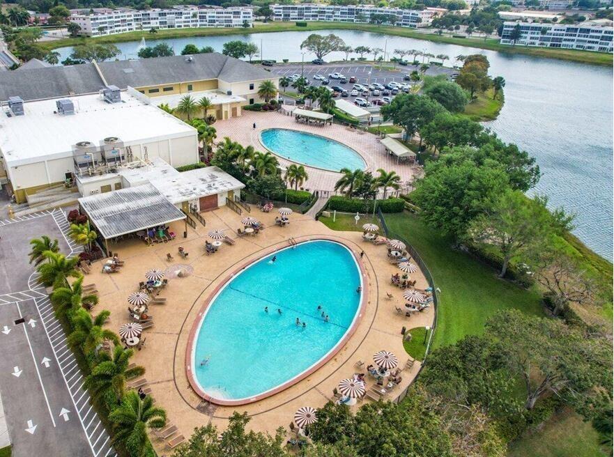 BEDFORD CONDO - Residential