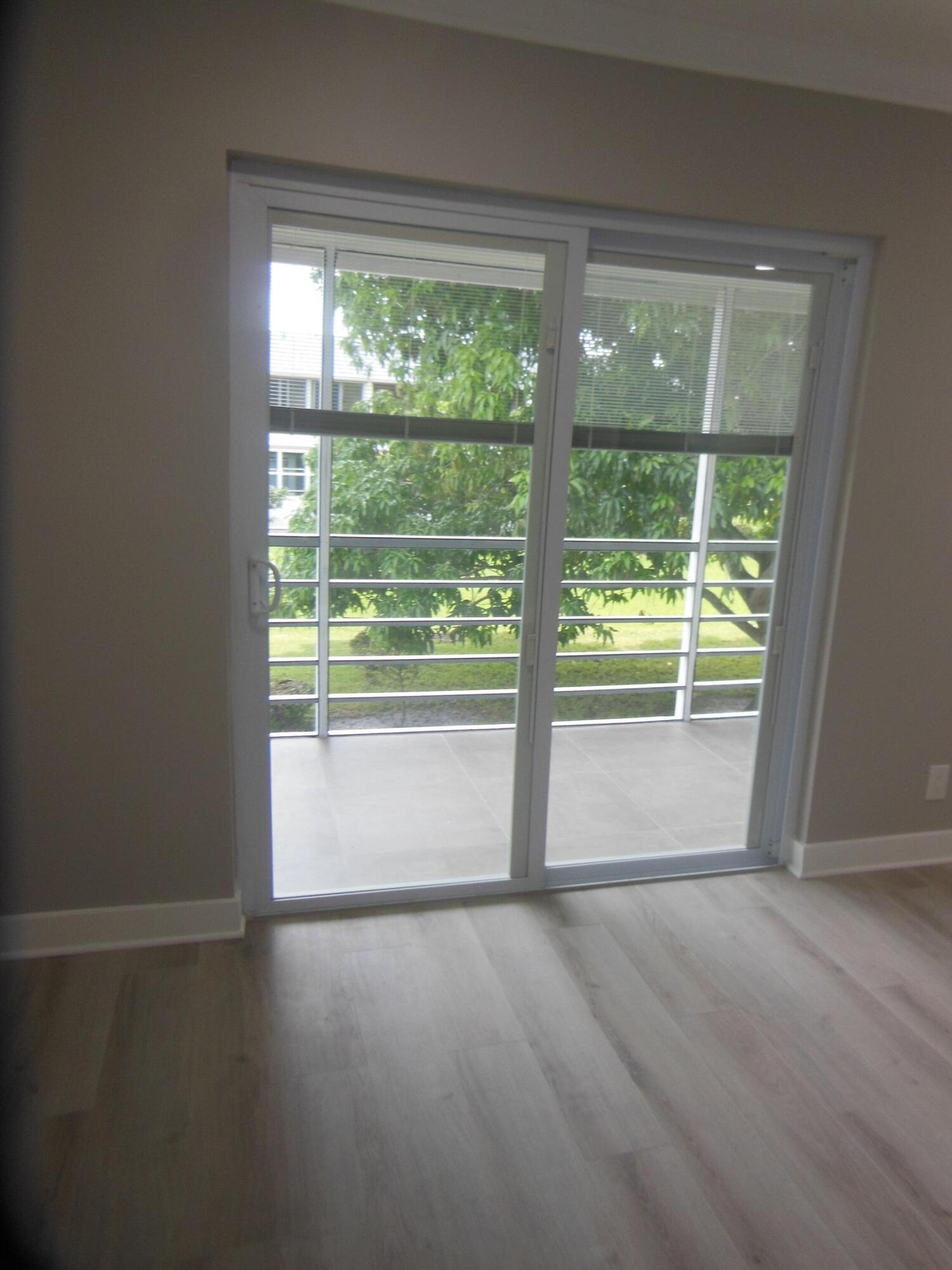 BEDFORD CONDO - Residential