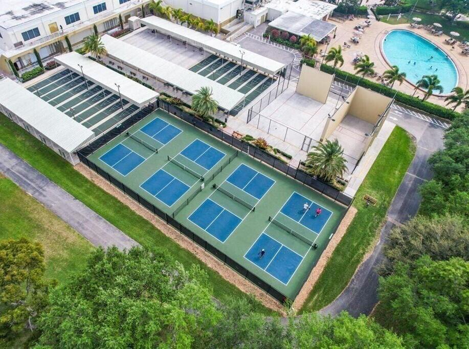 BEDFORD CONDO - Residential