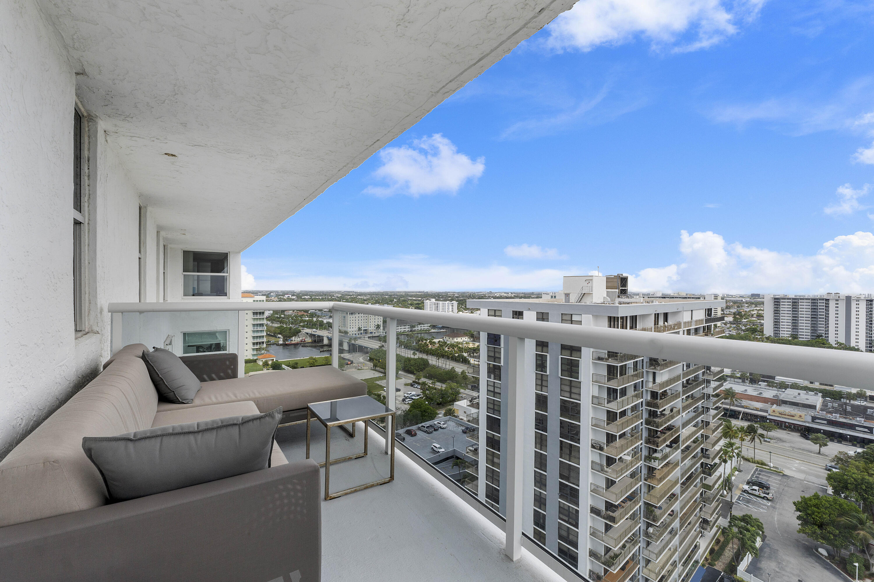 BERKLEY SOUTH CONDO - Residential