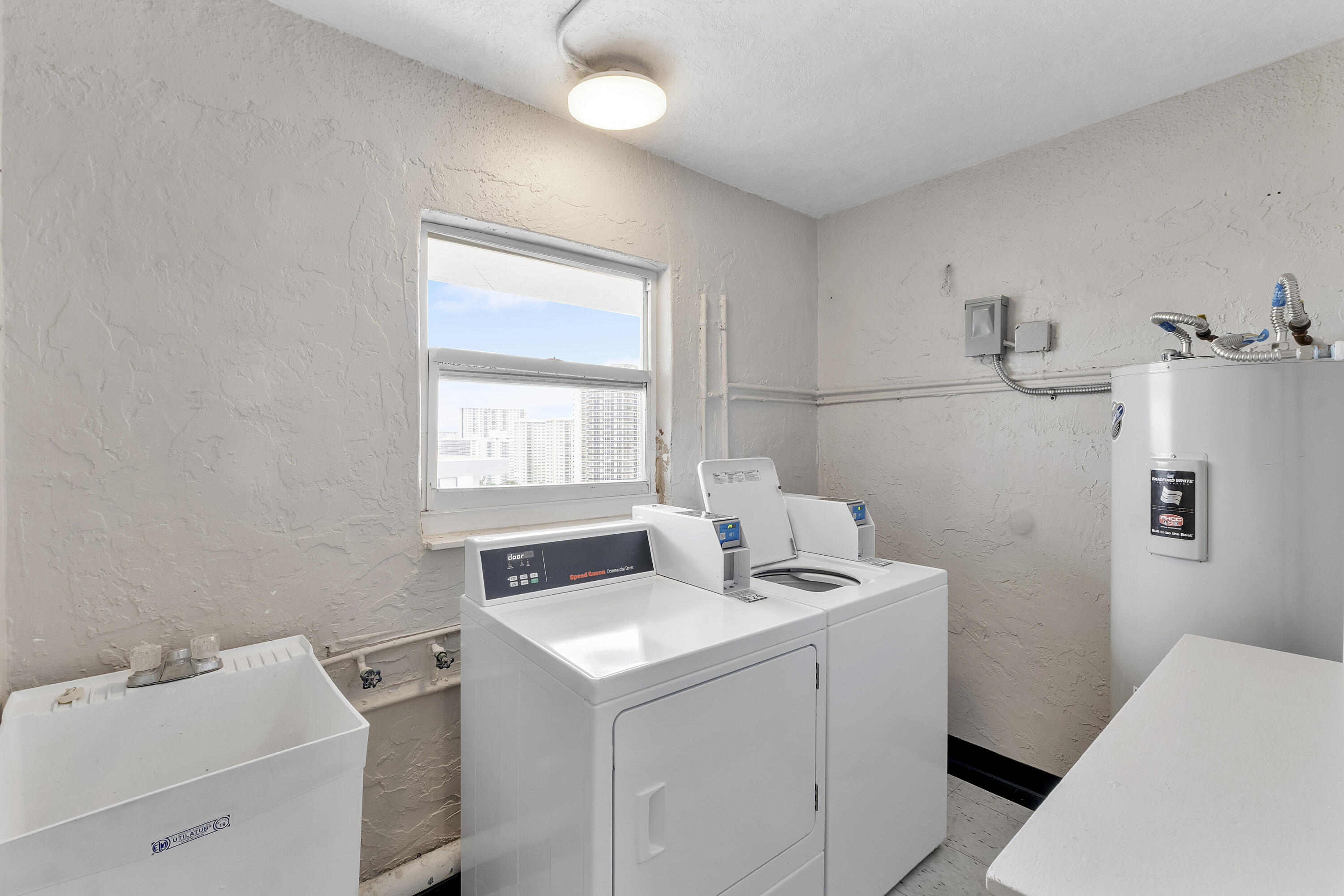 BERKLEY SOUTH CONDO - Residential