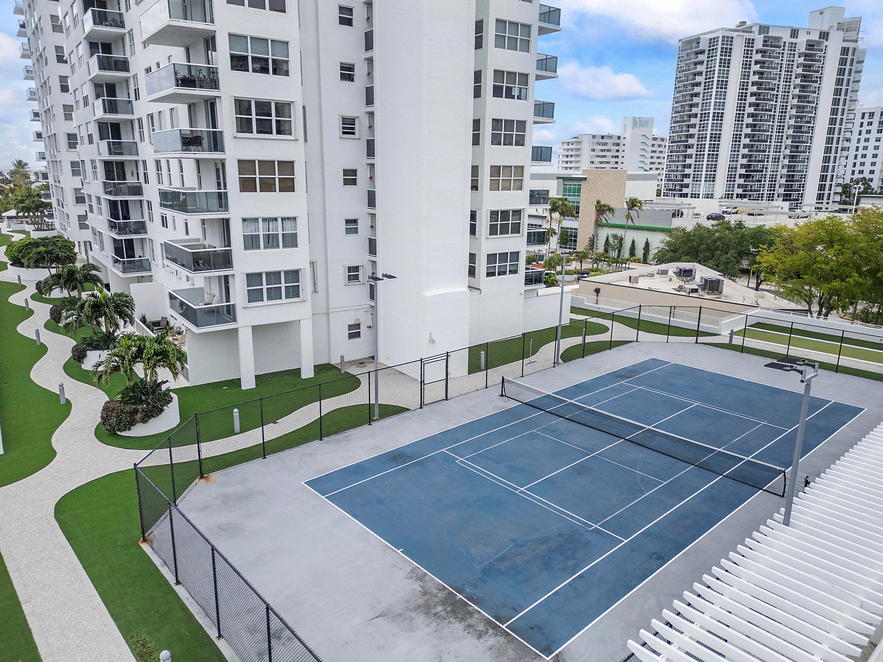 BERKLEY SOUTH CONDO - Residential