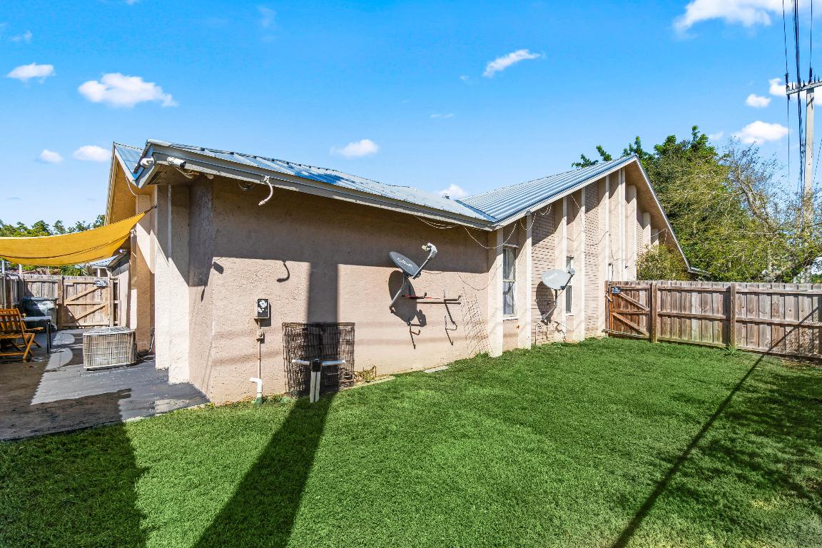 GREENVIEW SHORES 2 OF WELLINGTON - Residential Lease