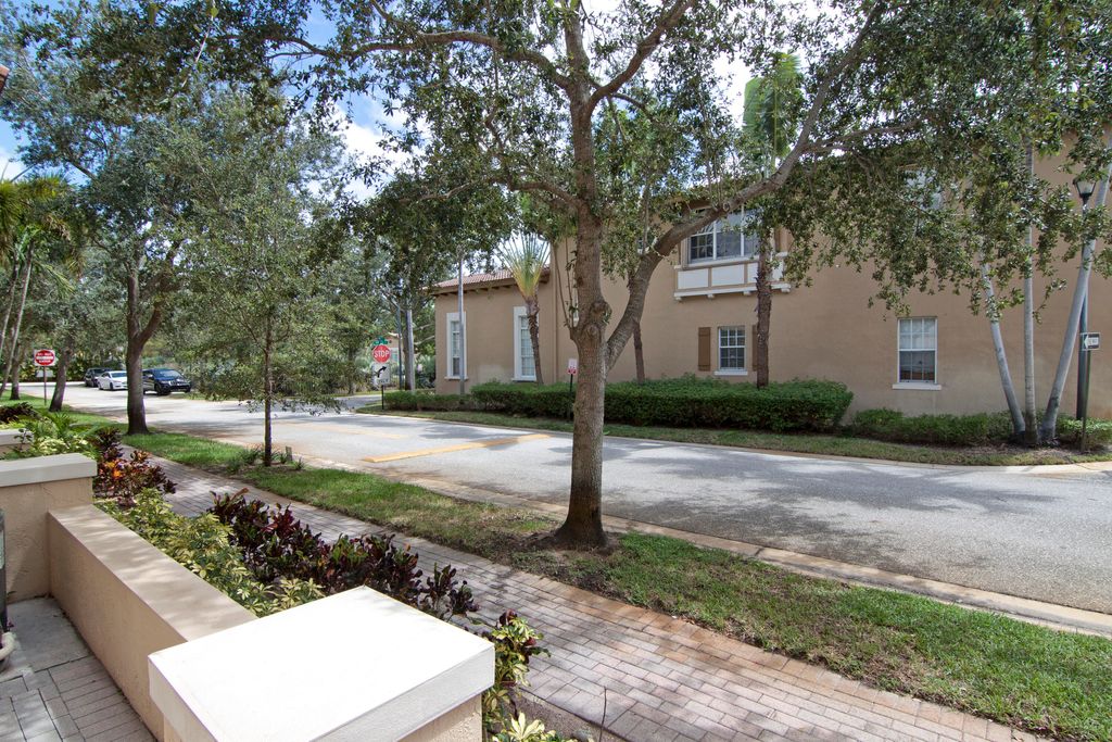 Photo of 2509 NW 7th Street, Boynton Beach, FL 33426 (MLS # B26010837)