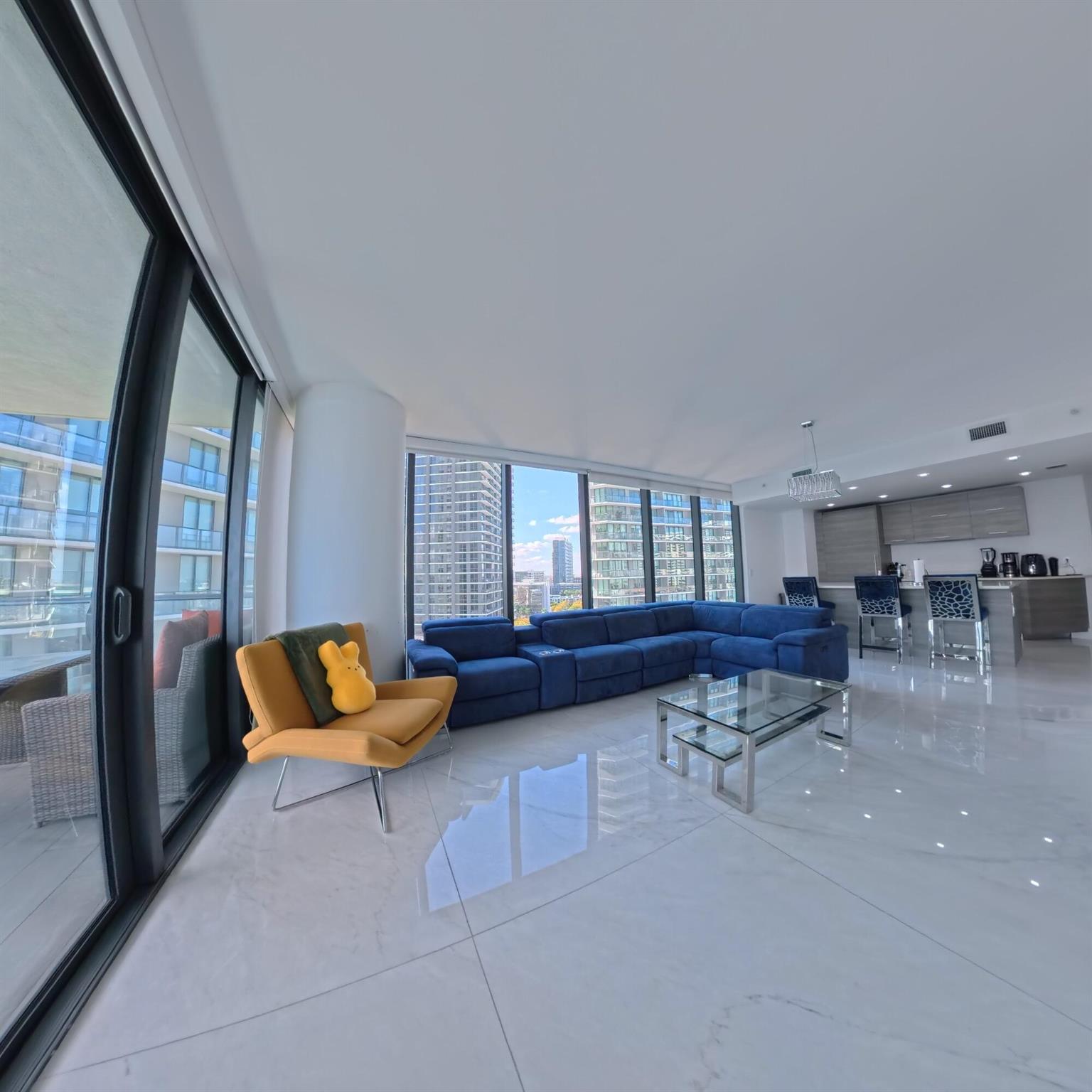 PARAISO BAY CONDO - Residential