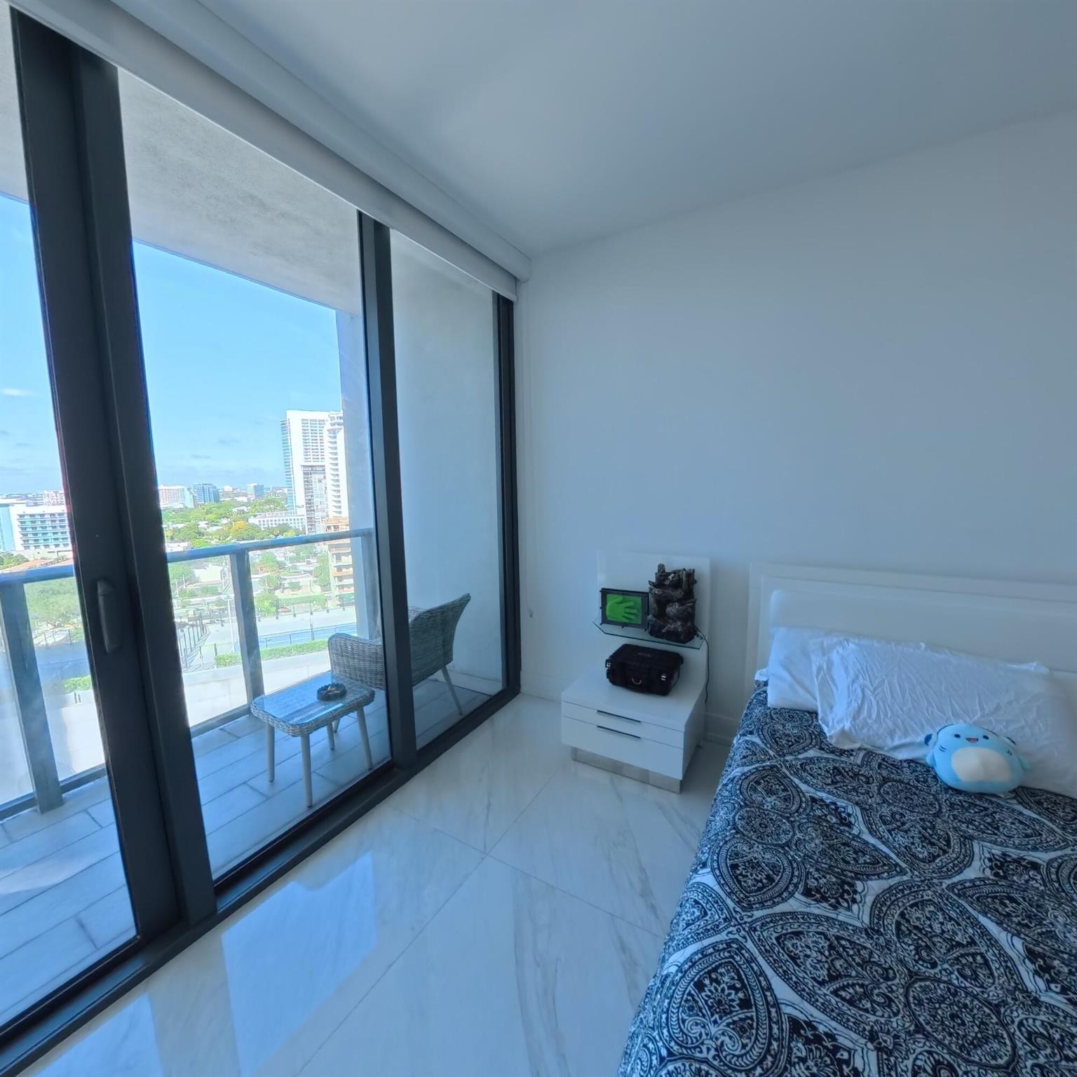 PARAISO BAY CONDO - Residential