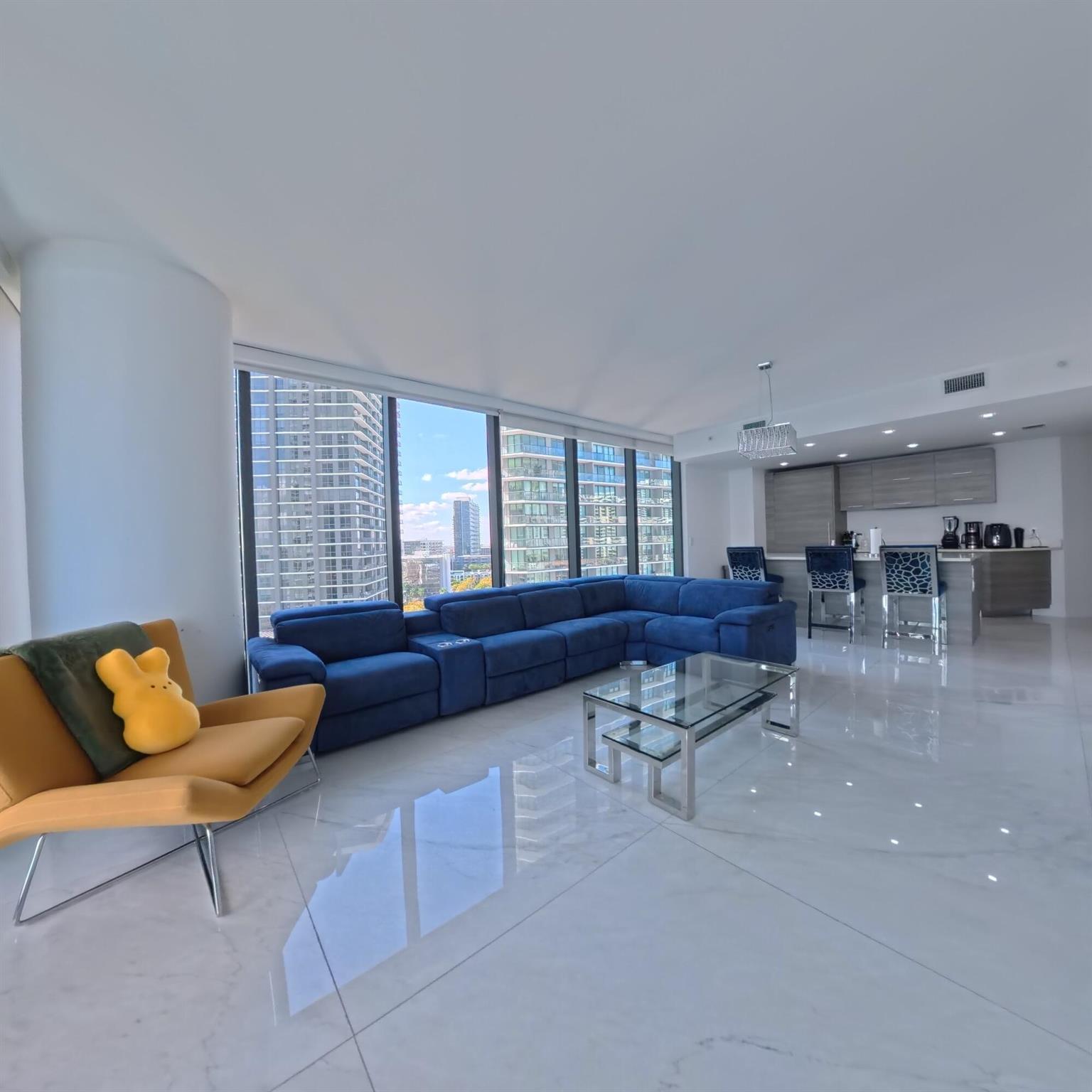 PARAISO BAY CONDO - Residential