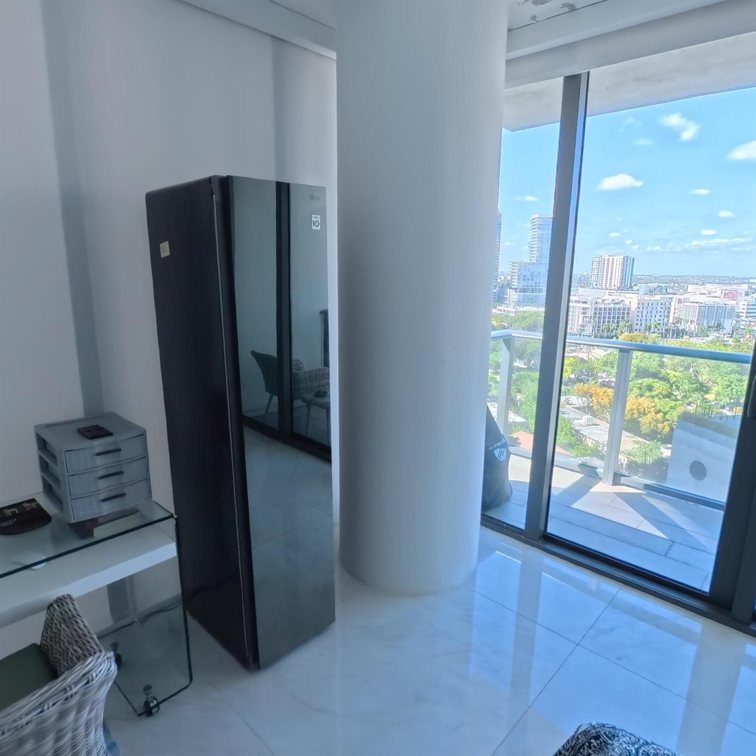 PARAISO BAY CONDO - Residential