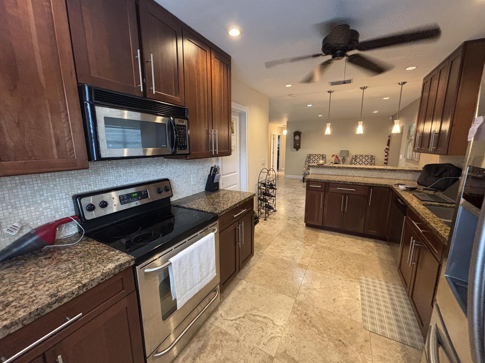 ROYAL PALM ACRES ELEVENTH SEC - Residential Lease