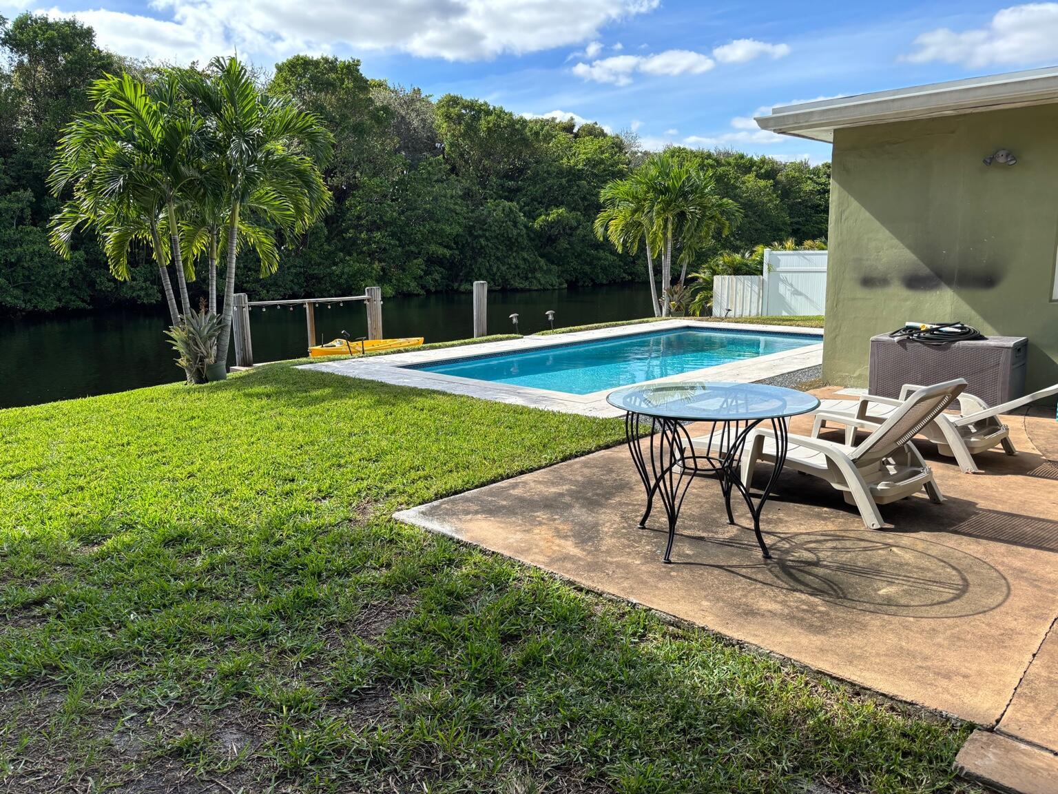 ROYAL PALM ACRES ELEVENTH - Residential Lease