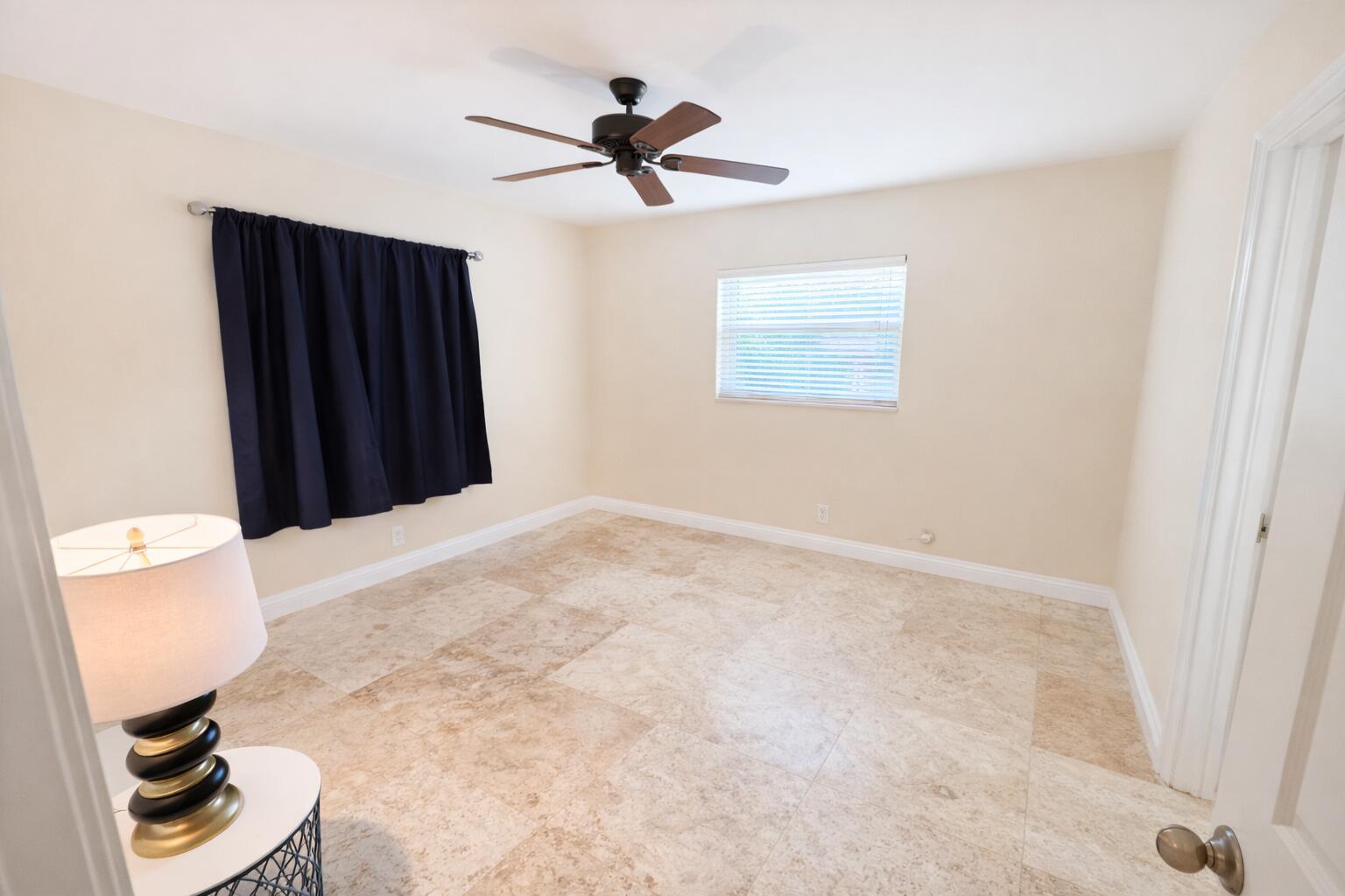 ROYAL PALM ACRES ELEVENTH SEC - Residential Lease