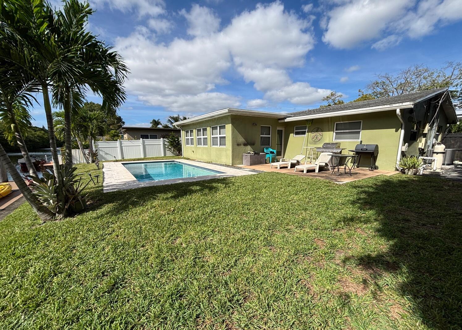 ROYAL PALM ACRES ELEVENTH - Residential Lease