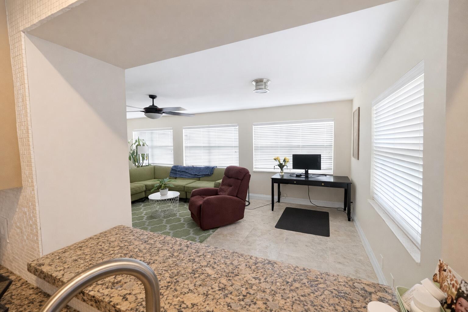 ROYAL PALM ACRES ELEVENTH SEC - Residential Lease