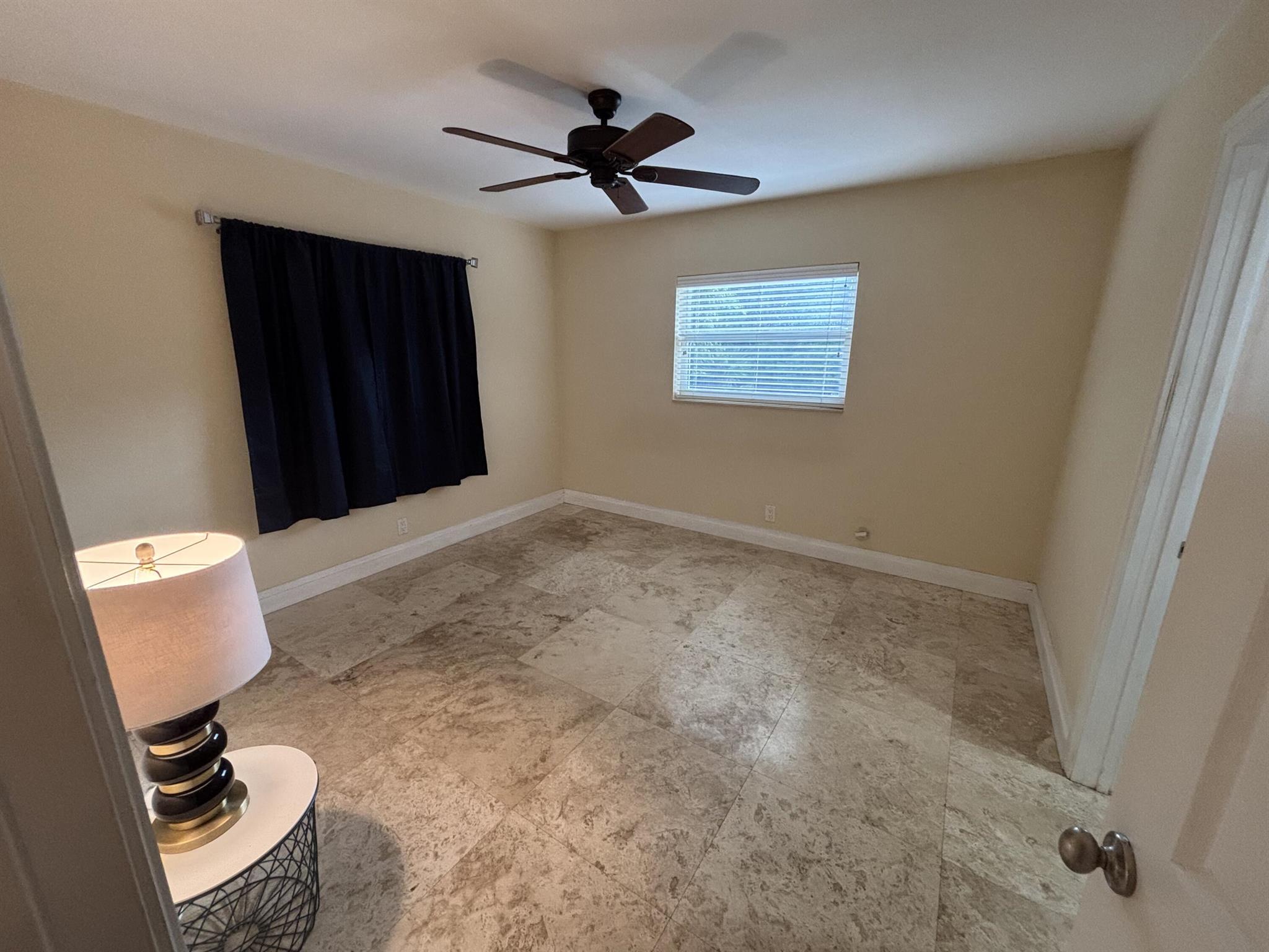 ROYAL PALM ACRES ELEVENTH SEC - Residential Lease