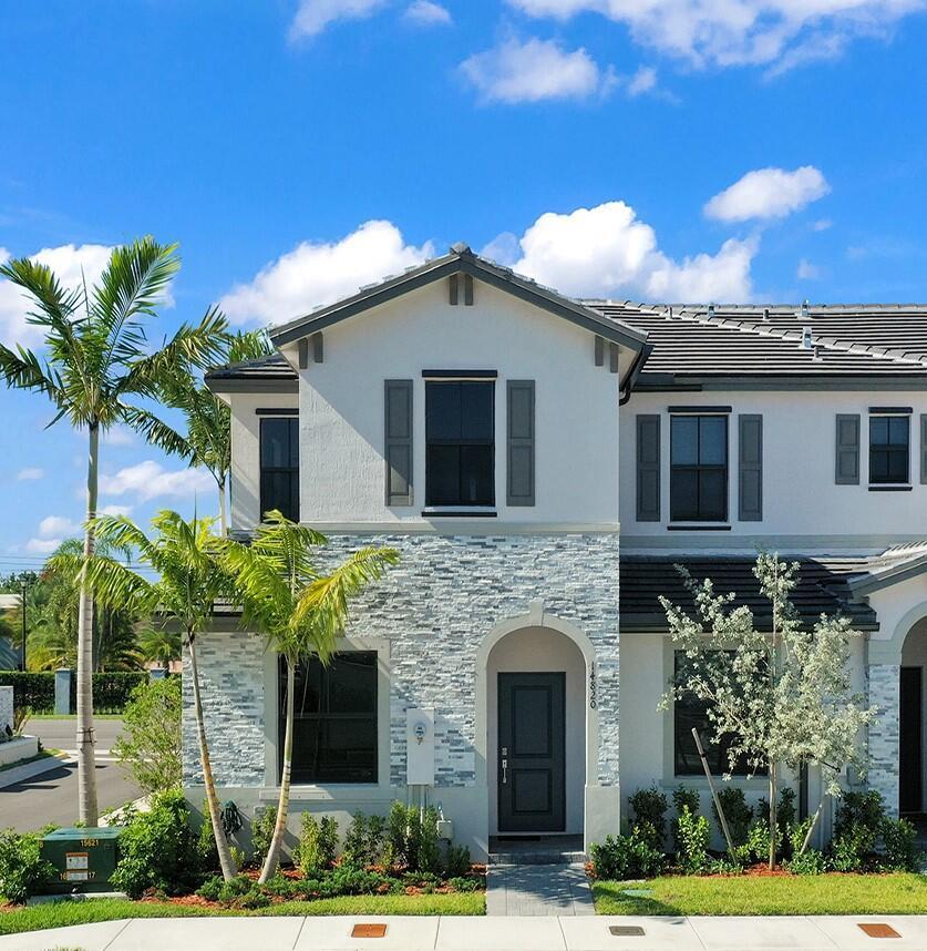 Incredible corner unit with 3 bedrooms and 2 and 1/2 baths. Private backyard space to enjoy the outdoors.Community swimming pool and playground. Conveniently located close to shopping, dining and short distance to the turnpike. Close to Miami International Airport.