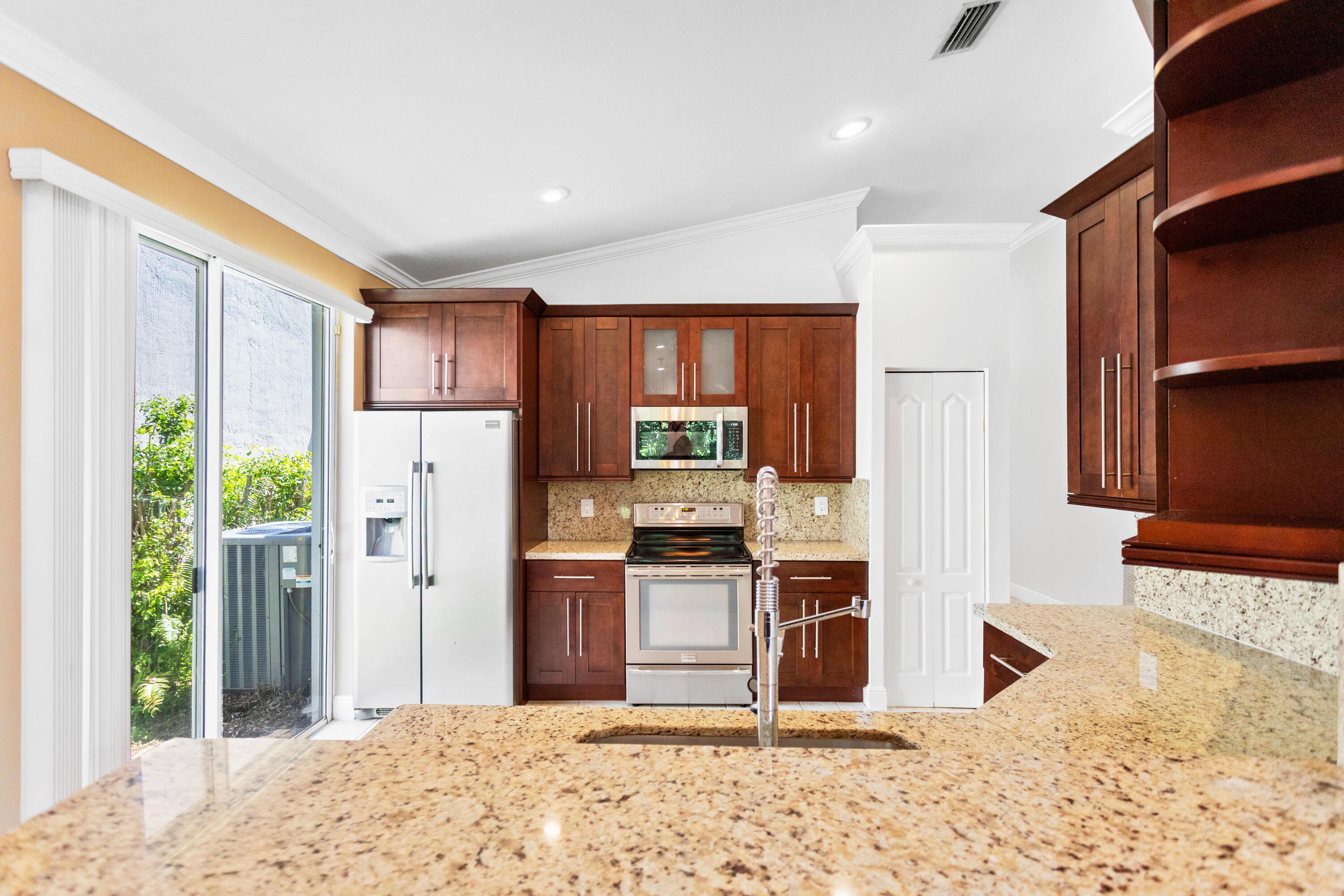 LAKEVIEW DRIVE SUBDIVISION - Residential