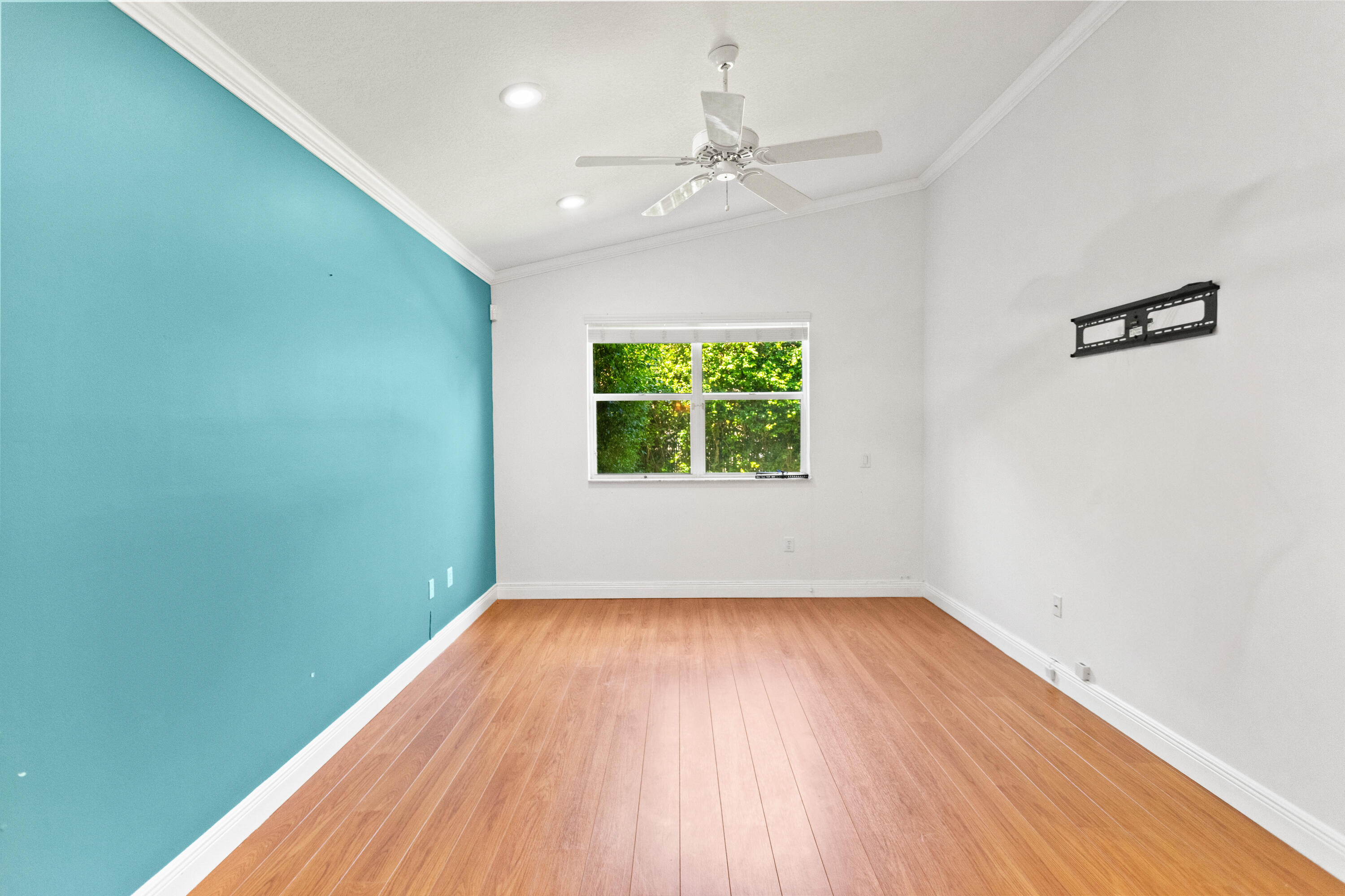 LAKEVIEW DRIVE SUBDIVISION - Residential