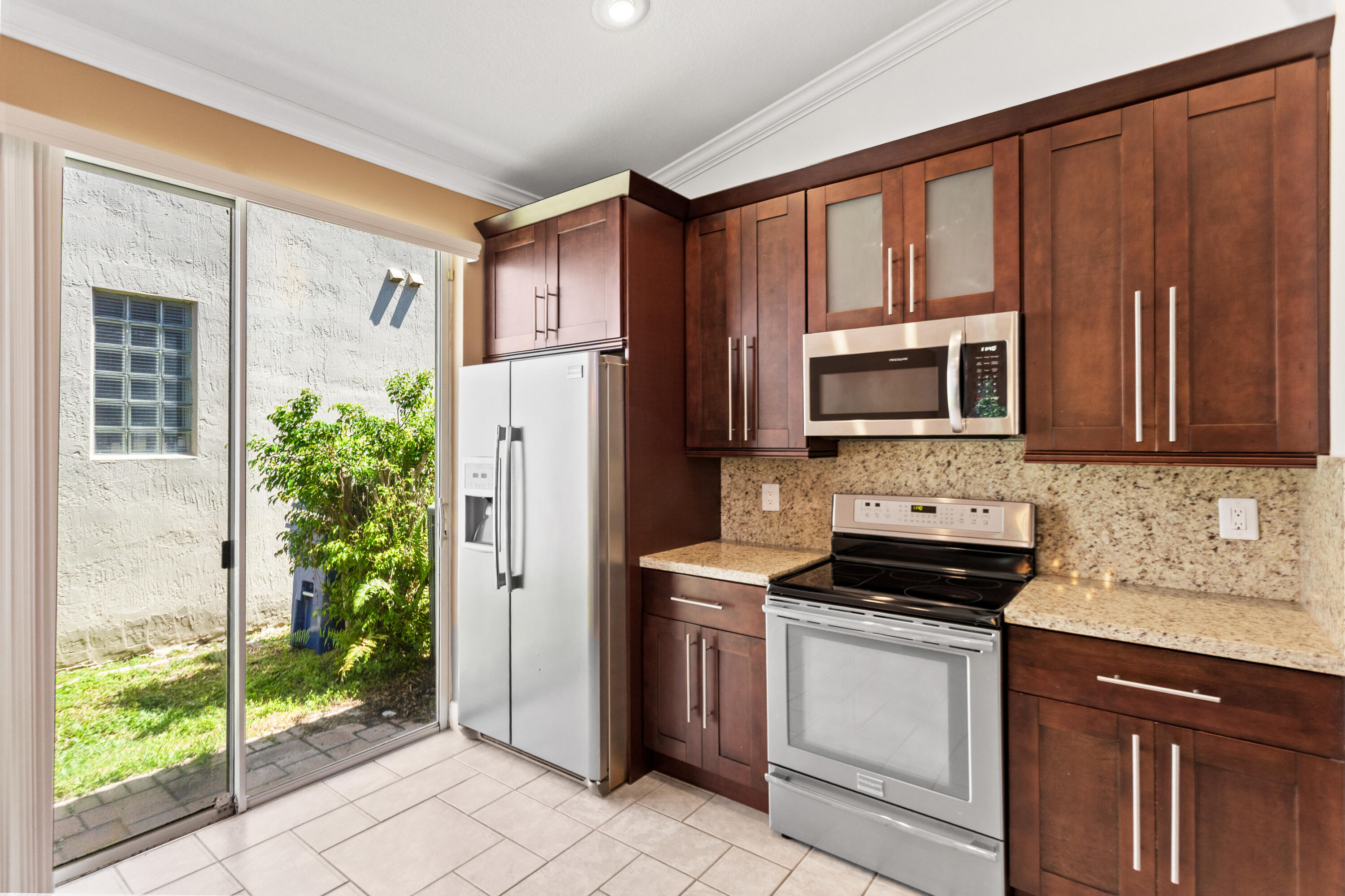 LAKEVIEW DRIVE SUBDIVISION - Residential