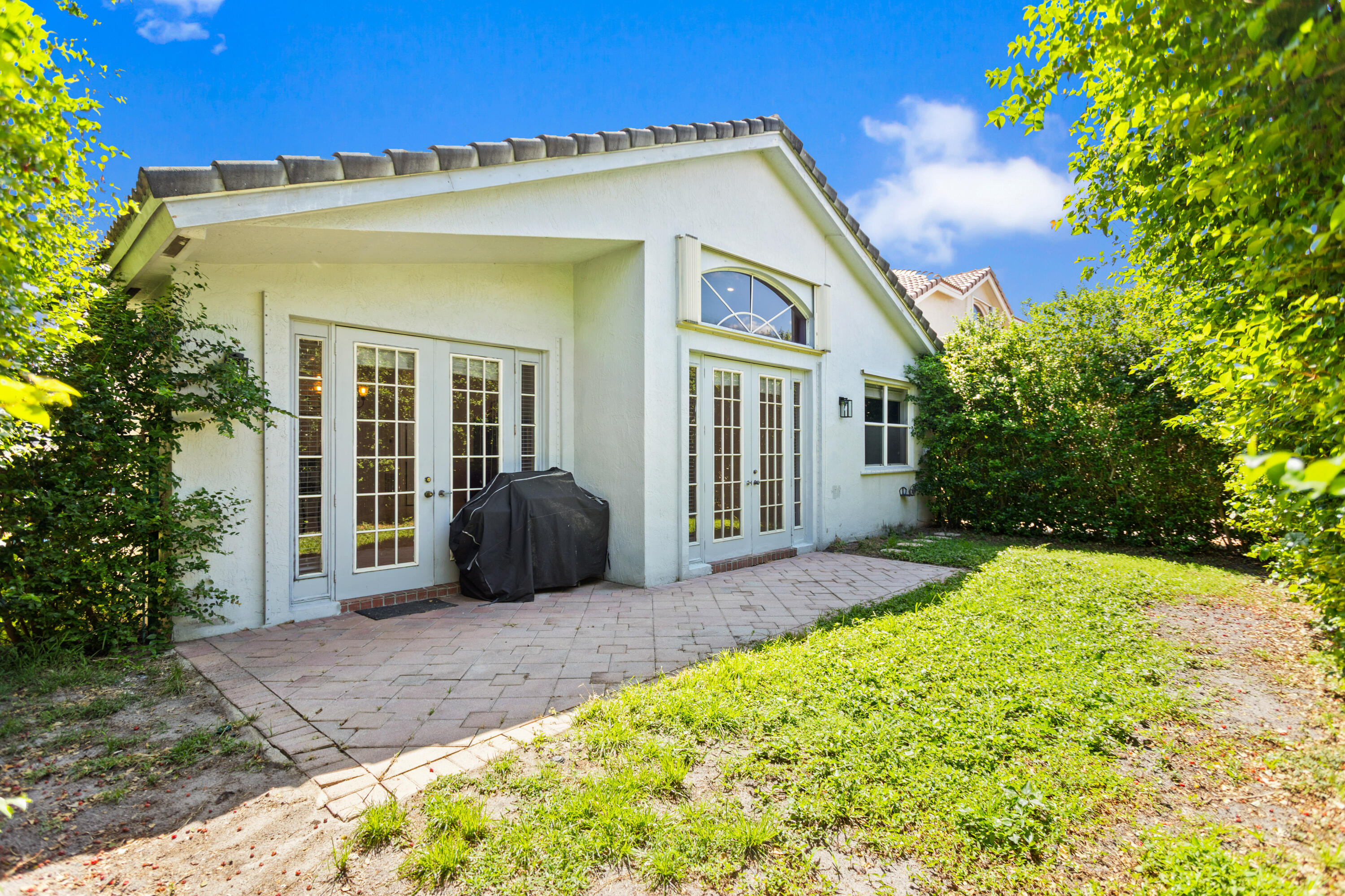 LAKEVIEW DRIVE SUBDIVISION - Residential