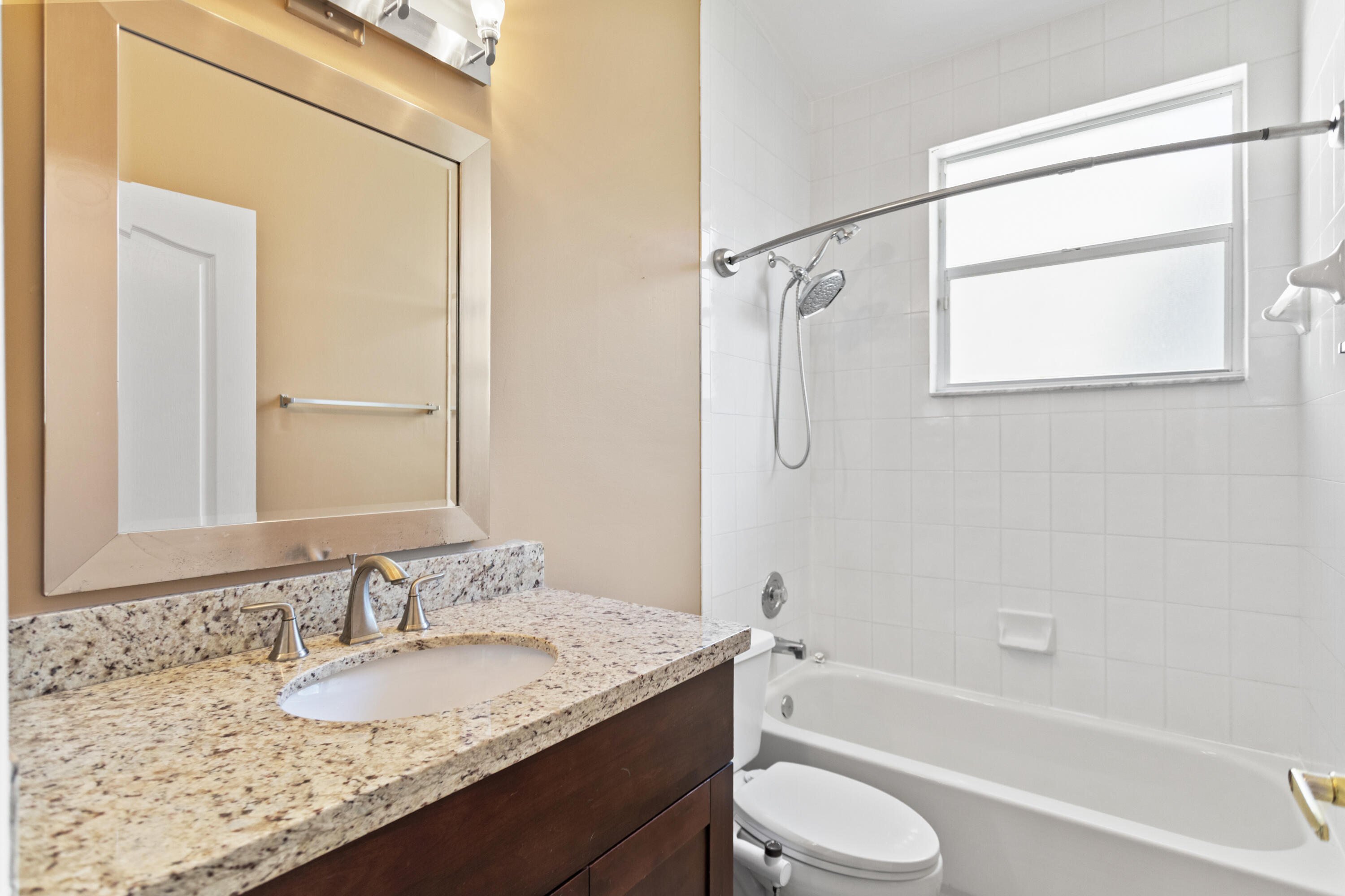 LAKEVIEW DRIVE SUBDIVISION - Residential