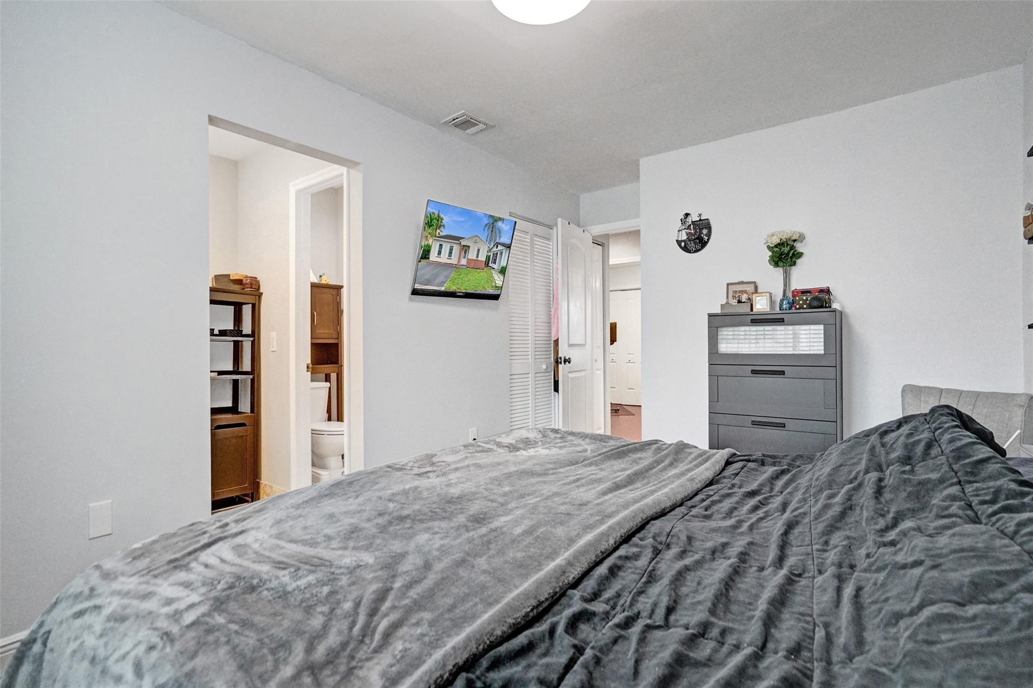 781 W Beckley Sq