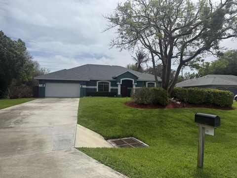 Property photo of 2263 Ne Marlberry Lane, Jensen Beach, FL 34957