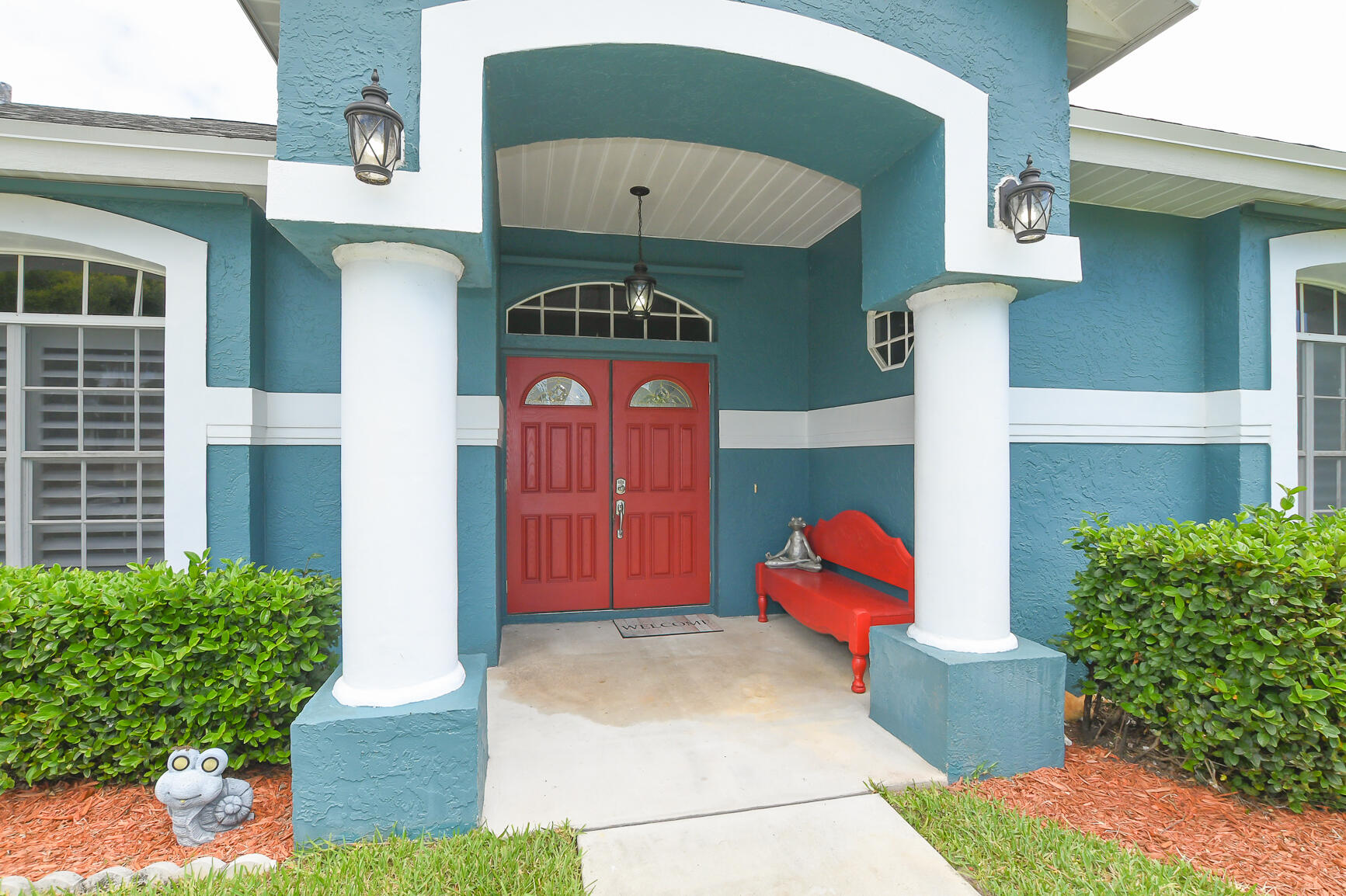 PINECREST LAKES - Residential